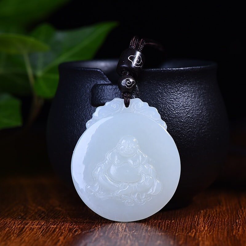 An Exquisite White Jade Maitreya Buddha Pattern Pendant: An Exquisite White Jade Maitreya Buddha Pattern Pendant,Size:36mmx41mm (寓意)寓意吉祥 心怀天下能容天下事 