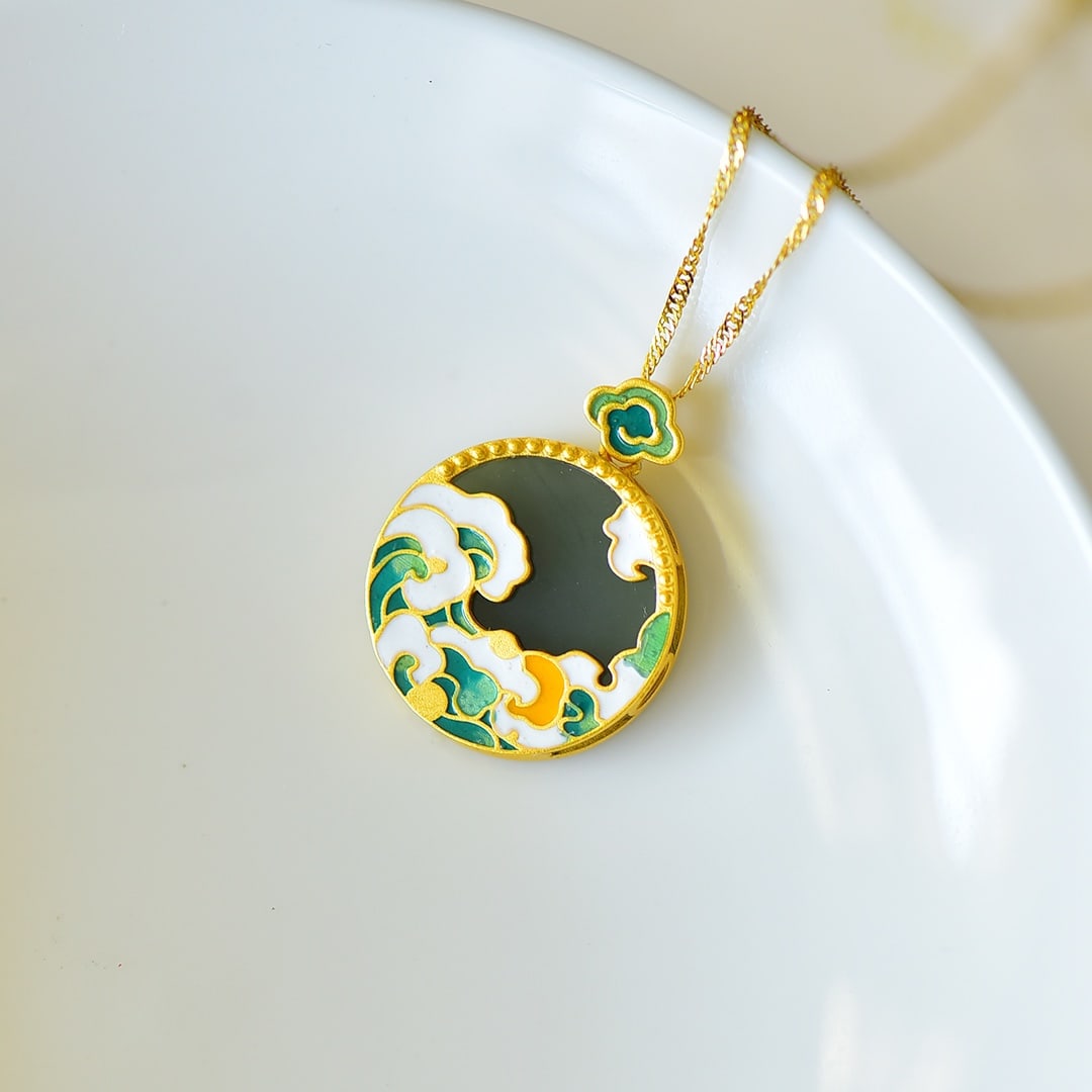 An Exquisite Sterling Silver-Gold Plated Inlaid Greenish Jade Enamel Pendant: An Exquisite Sterling Silver-Gold Plated Inlaid Greenish Jade Enamel Pendant,Size:18mmx18mm 纯银镀金镶青玉珐琅吊坠