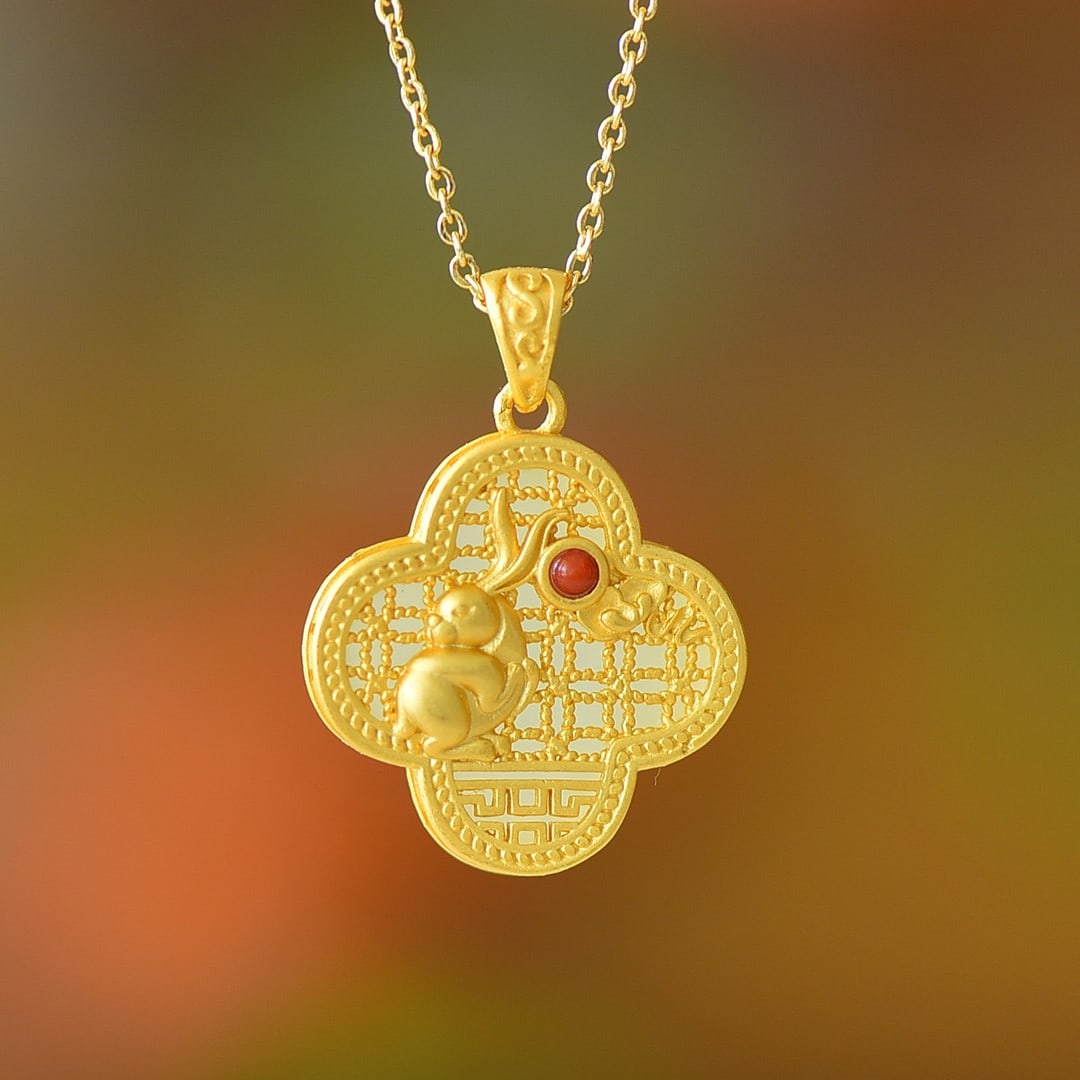 An Exquisite Sterling Silver-Gold Plated Inlaid White Jade Pendant: An Exquisite Sterling Silver-Gold Plated Inlaid White Jade Pendant 纯银镀金镶白玉吊坠