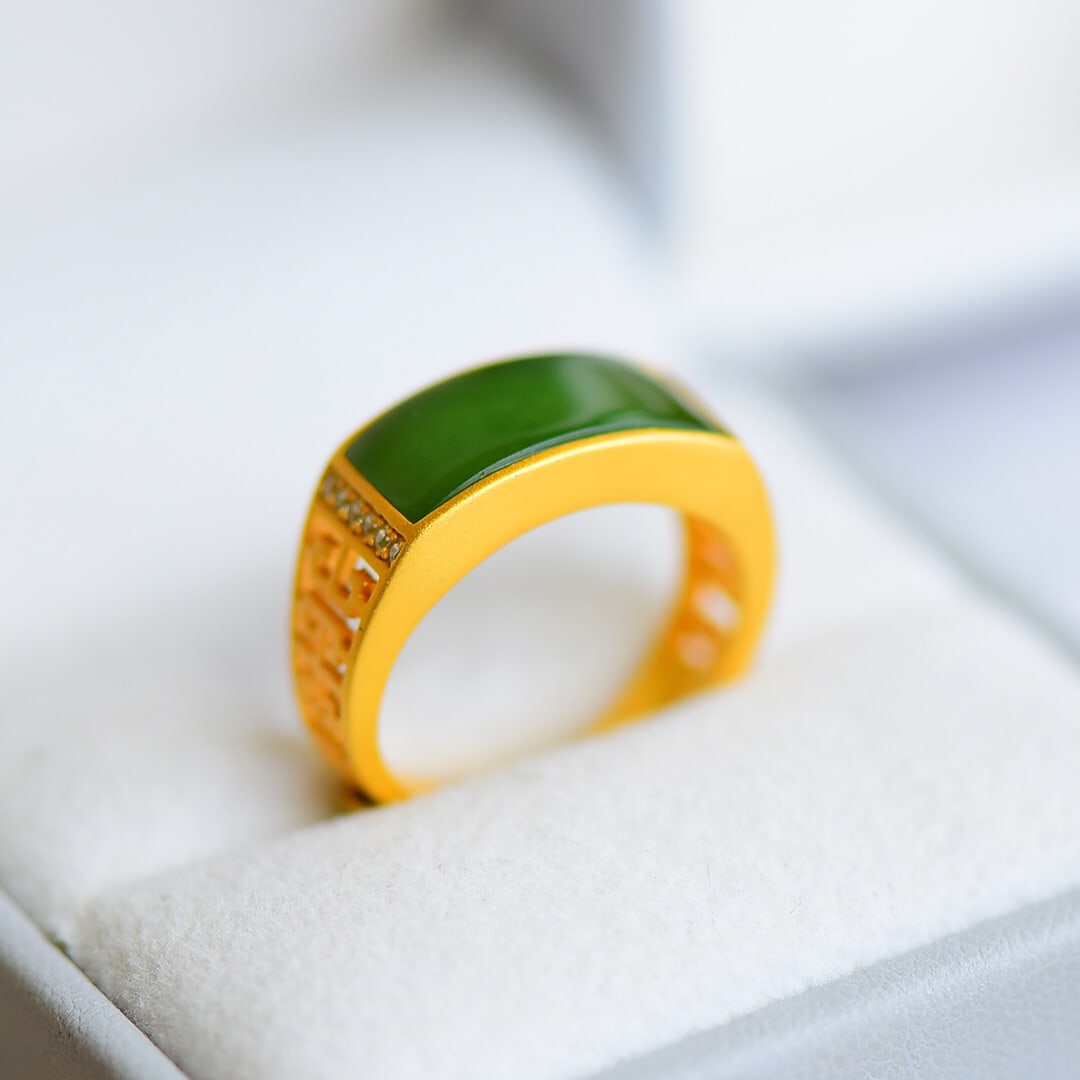 An Exquisite Sterling Silver-Gold Plated Inlaid Jasper Ring , Inlaid Diamond: Sterling Silver-Gold Plated Inlaid Jasper Ring , Inlaid Diamond , Size :7mmx16mm 