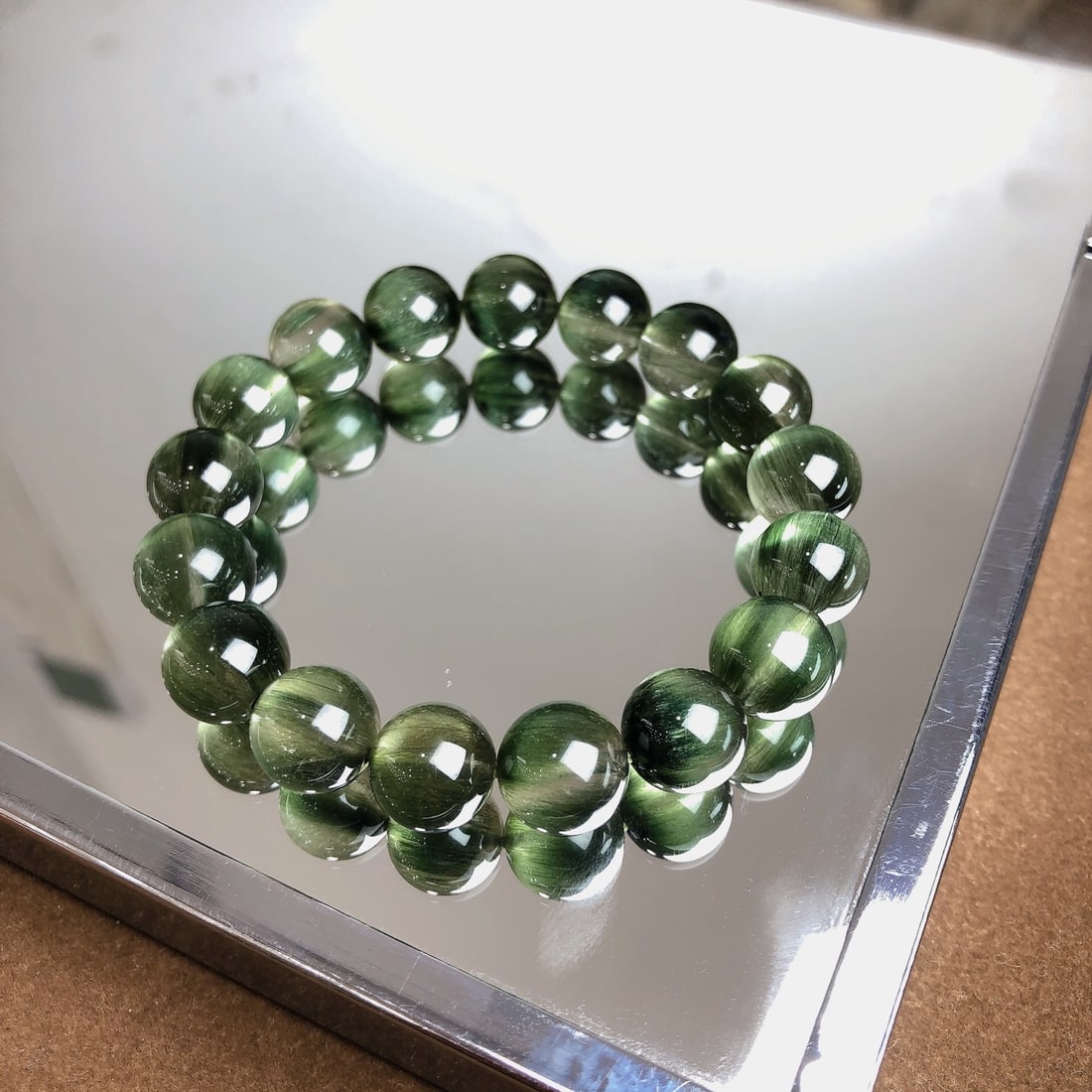 An Exquisite Crystal Bracelets - 4