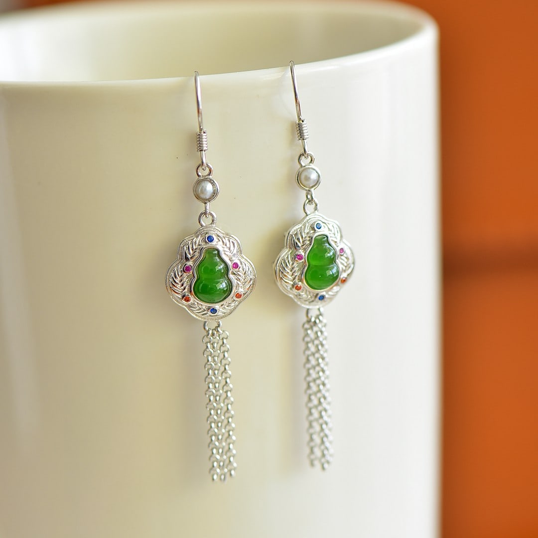 A Pair of Exquisite Sterling Silver Inlaid Jasper Gourd Earrings,Inlaid Diamonds: A Pair of Exquisite Sterling Silver Inlaid Jasper Gourd Earrings,Inlaid Diamonds,Size:5mmx7mm 