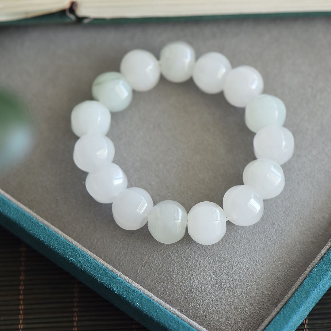 An Exquisite White Jade Bracelets - 6