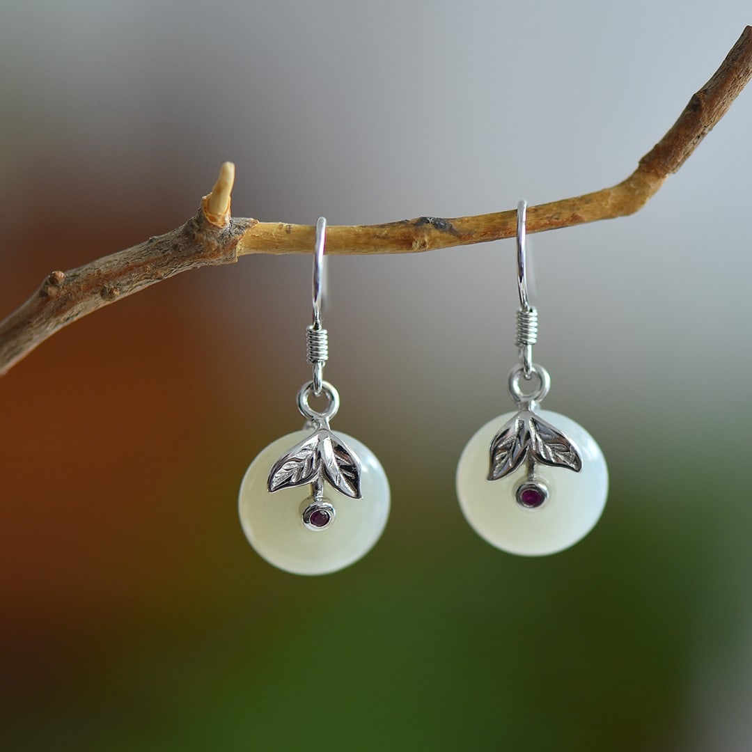 A Pair of Exquisite Sterling Silver Inlaid White Jade Earrings: A Pair of Exquisite Sterling Silver Inlaid White Jade Earrings,Size:12mmx12mm 一对纯银镶白玉耳环