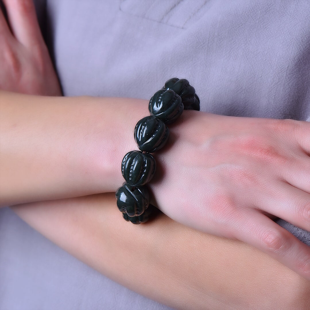 An Exquisite Sapphire Bracelets: An Exquisite Sapphire Bracelets,Size:23mmx22mm 青玉手串