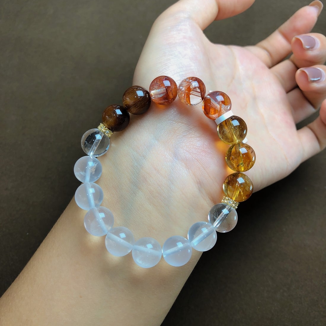 An Exquisite Crystal Bracelets - 2