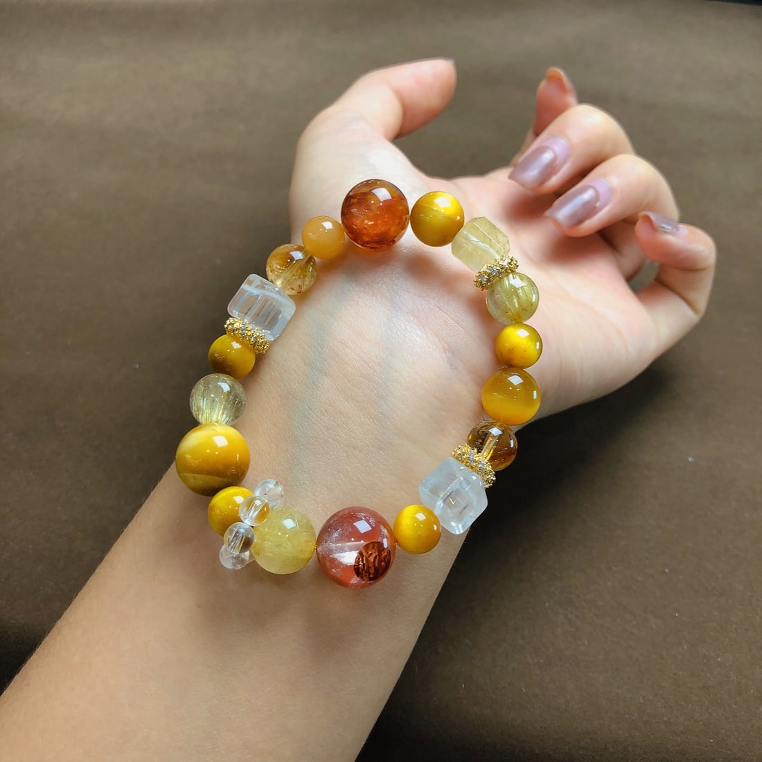 An Exquisite Crystal Bracelets - 7