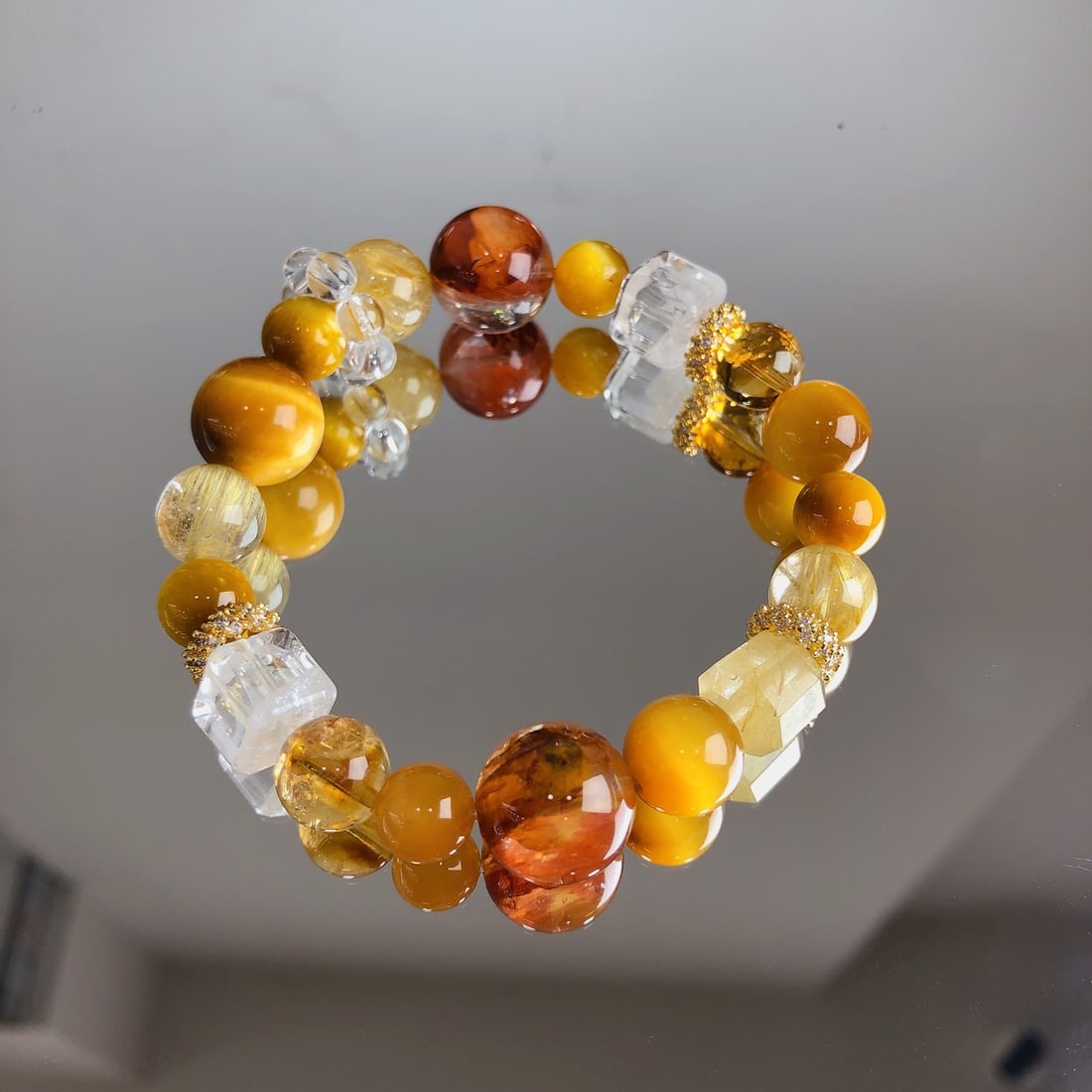 An Exquisite Crystal Bracelets - 9