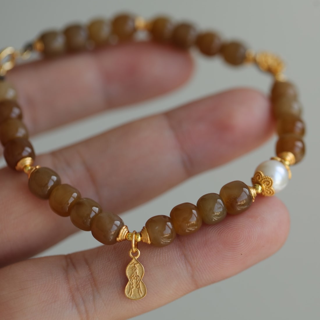 An Exquisite Hotan Jade Bracelets - 3