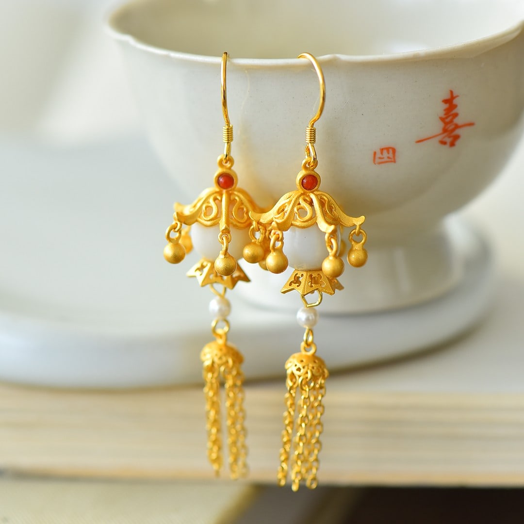 A Pair of Exquisite Sterling Silver-Gold Plated Inlaid White Jade Earrings: A Pair of Exquisite Sterling Silver-Gold Plated Inlaid White Jade Earrings 一对纯银镀金镶白玉耳环