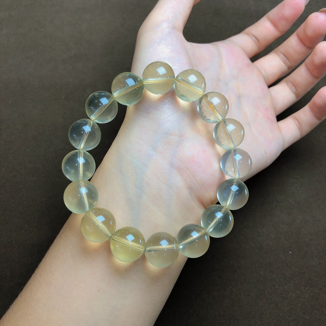 An Exquisite Crystal Bracelets - 2