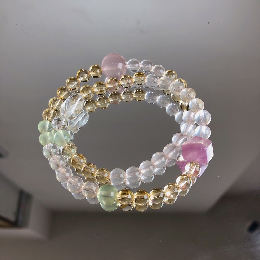 An Exquisite Crystal Bracelets - 8