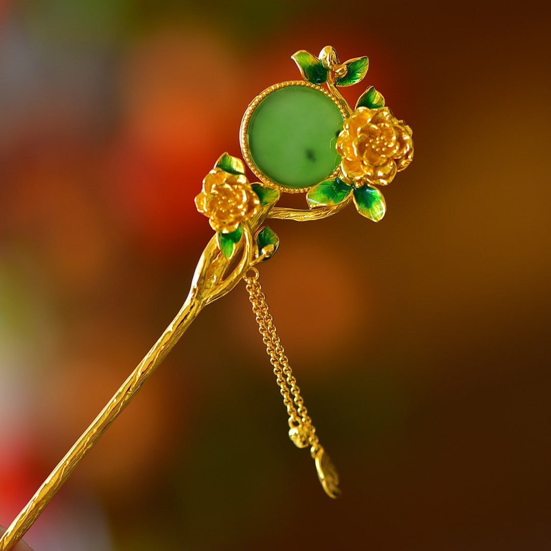 An Exquisite Sterling Silver-Gold Plated Inlaid Jasper Enamel Hairpin: An Exquisite Sterling Silver-Gold Plated Inlaid Jasper Enamel Hairpin 纯银镀金镶碧玉珐琅发簪