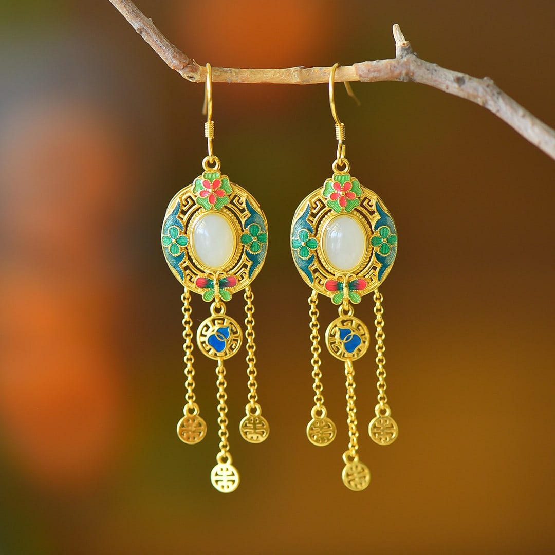 A Pair of Exquisite Sterling Silver-Gold Plated Inlaid White Jade Enamel Earrings: A Pair of Exquisite Sterling Silver-Gold Plated Inlaid White Jade Enamel Earrings,Size:6mmx8mm 