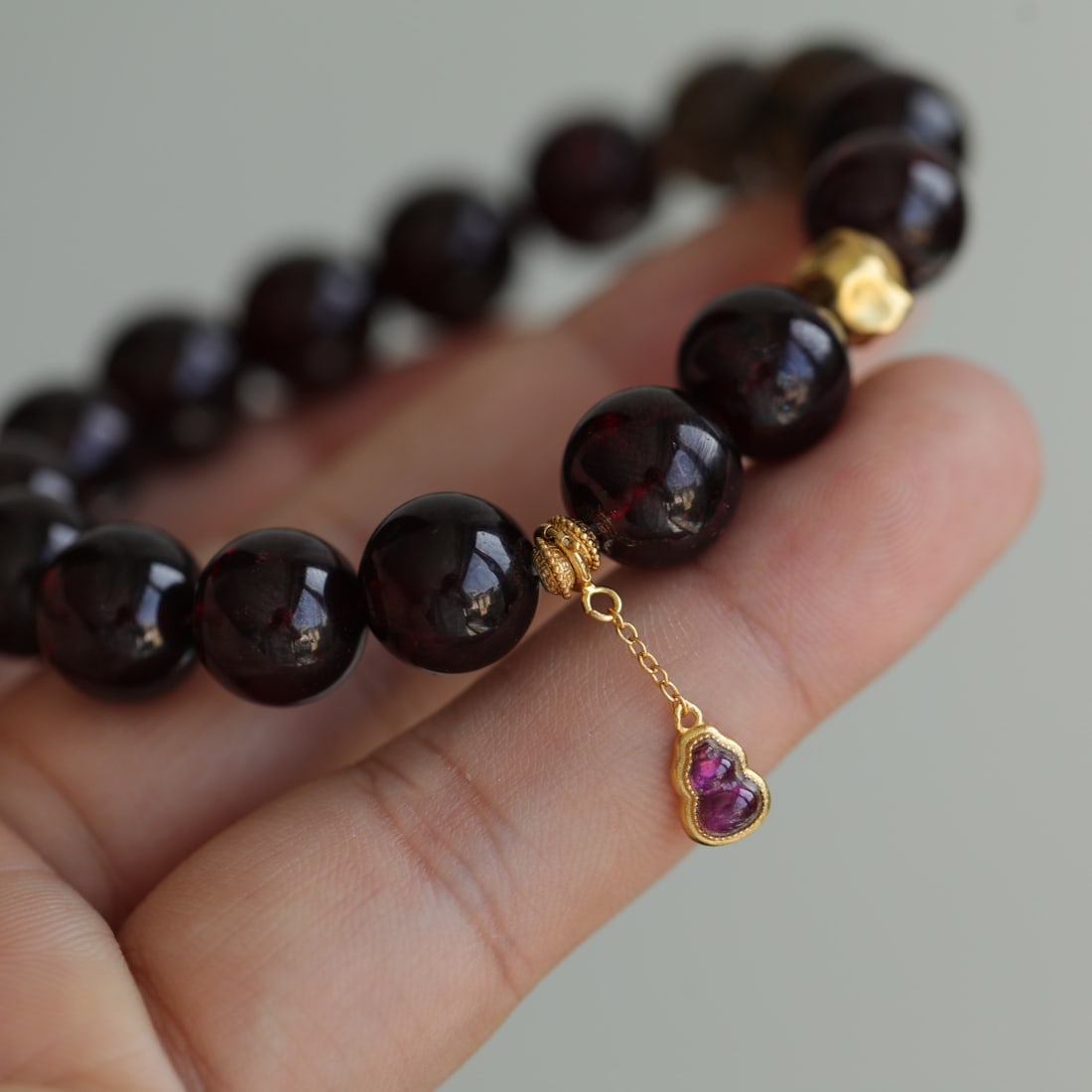 An Exquisite Crystal Bracelets - 4