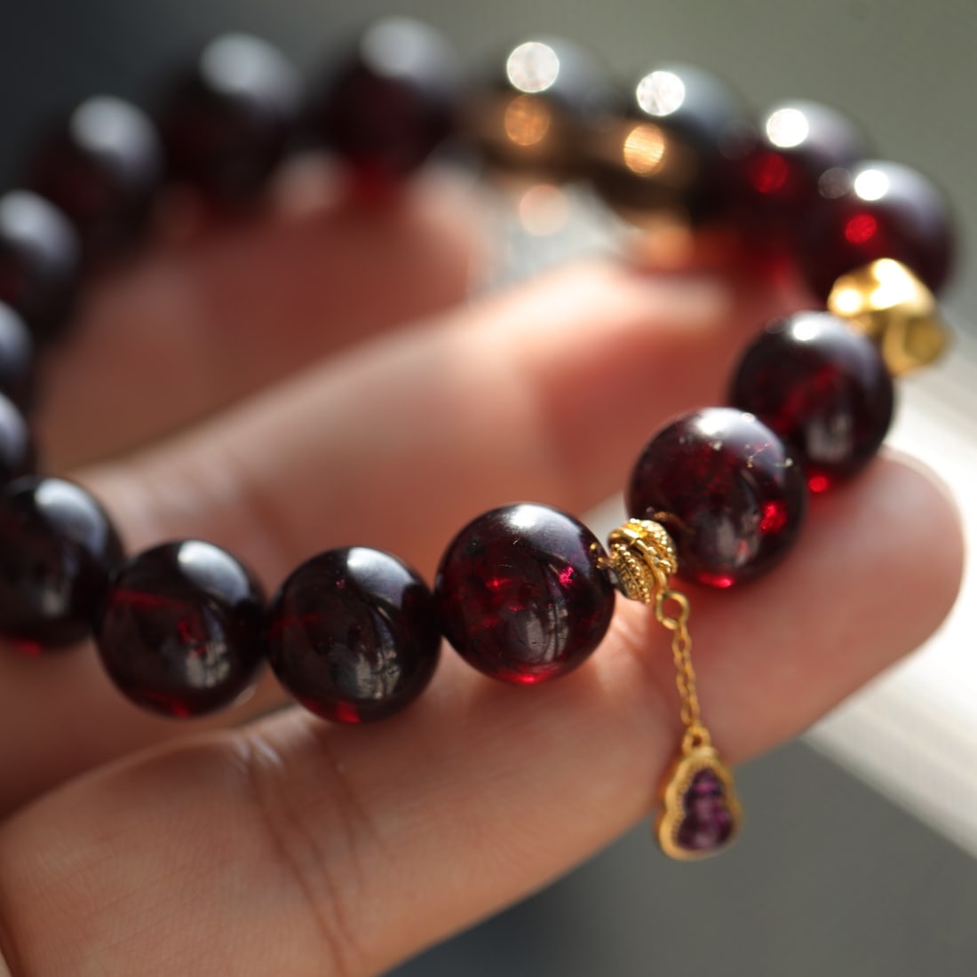 An Exquisite Crystal Bracelets - 5