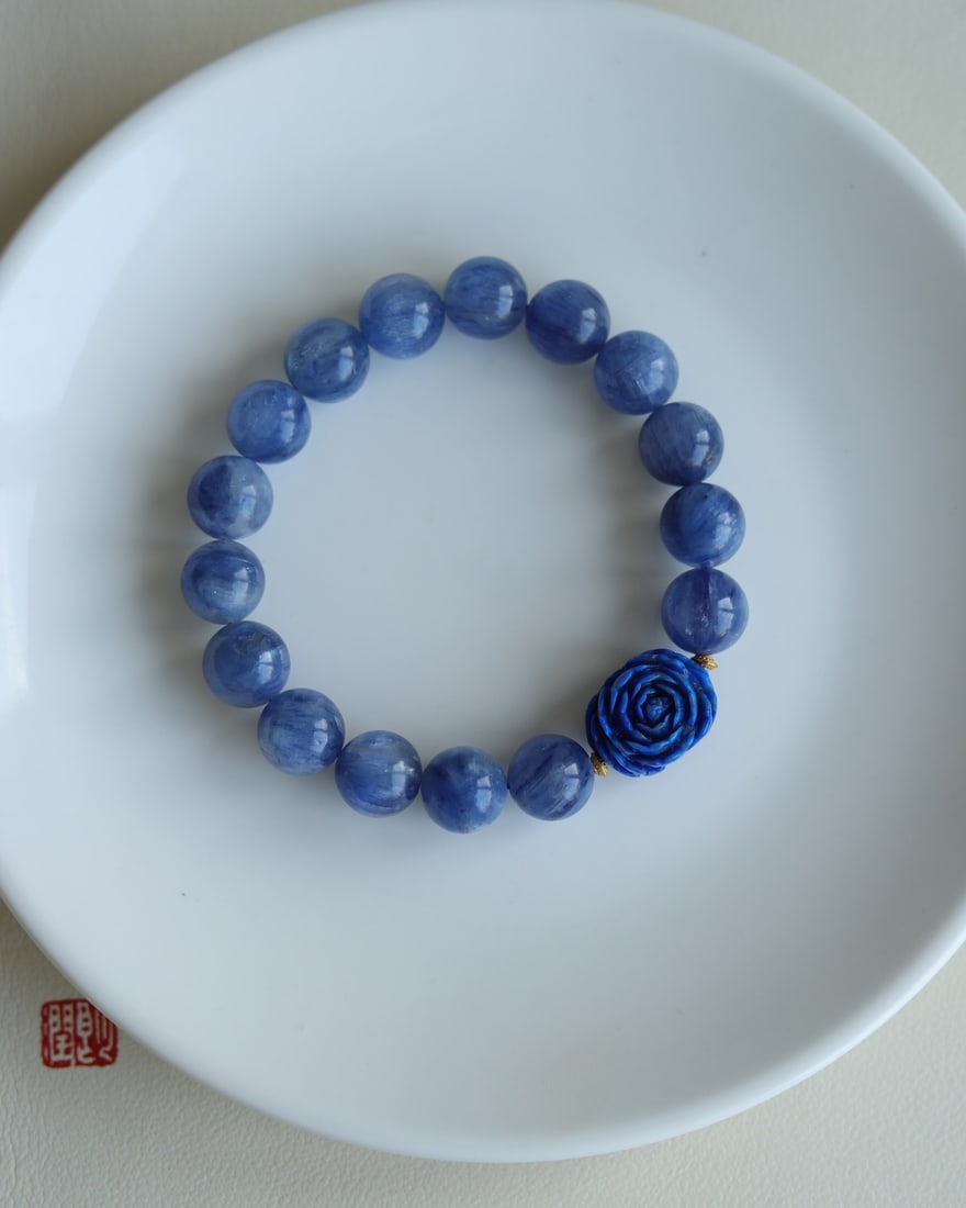 An Exquisite Crystal Bracelets - 2