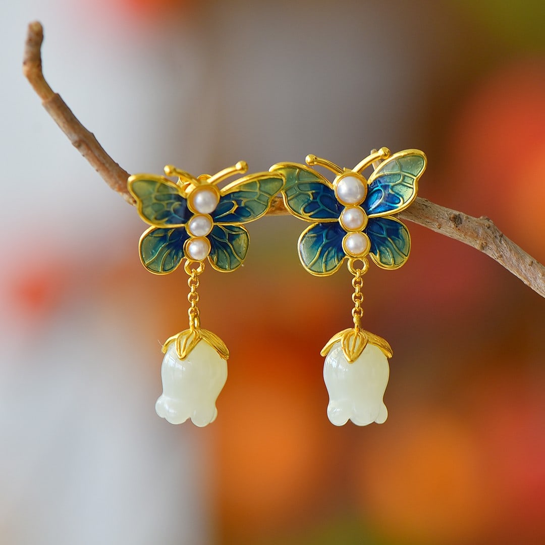 A Pair of Exquisite Sterling Silver-Gold Plated Inlaid White Jade Enamel Earrings,Inlaid Pearl: A Pair of Exquisite Sterling Silver-Gold Plated Inlaid White Jade Enamel Earrings,Inlaid Pearl,Size:9mmx11mm 一对纯银镀金镶白玉珐琅