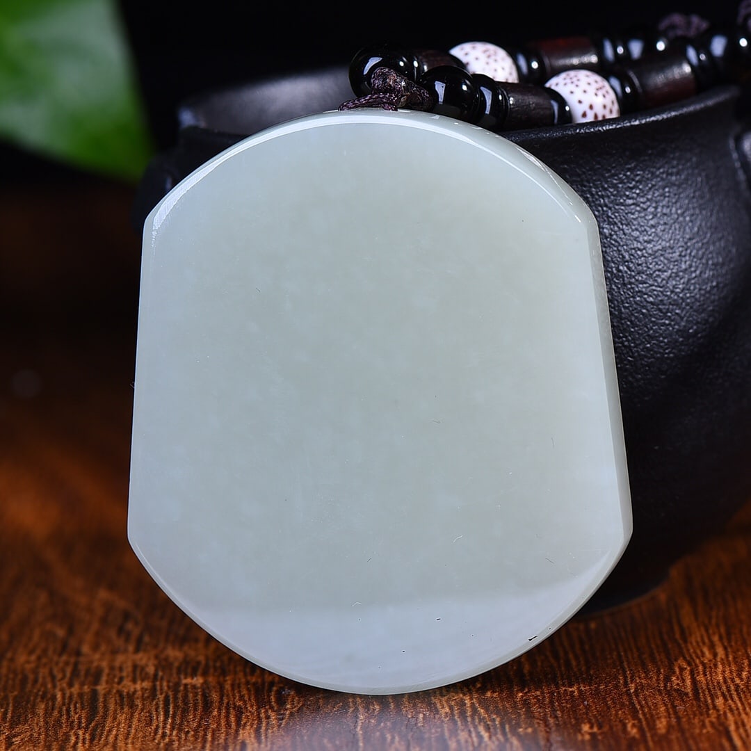 An Exquisite White Jade Buddha Pattern Pendant - 5