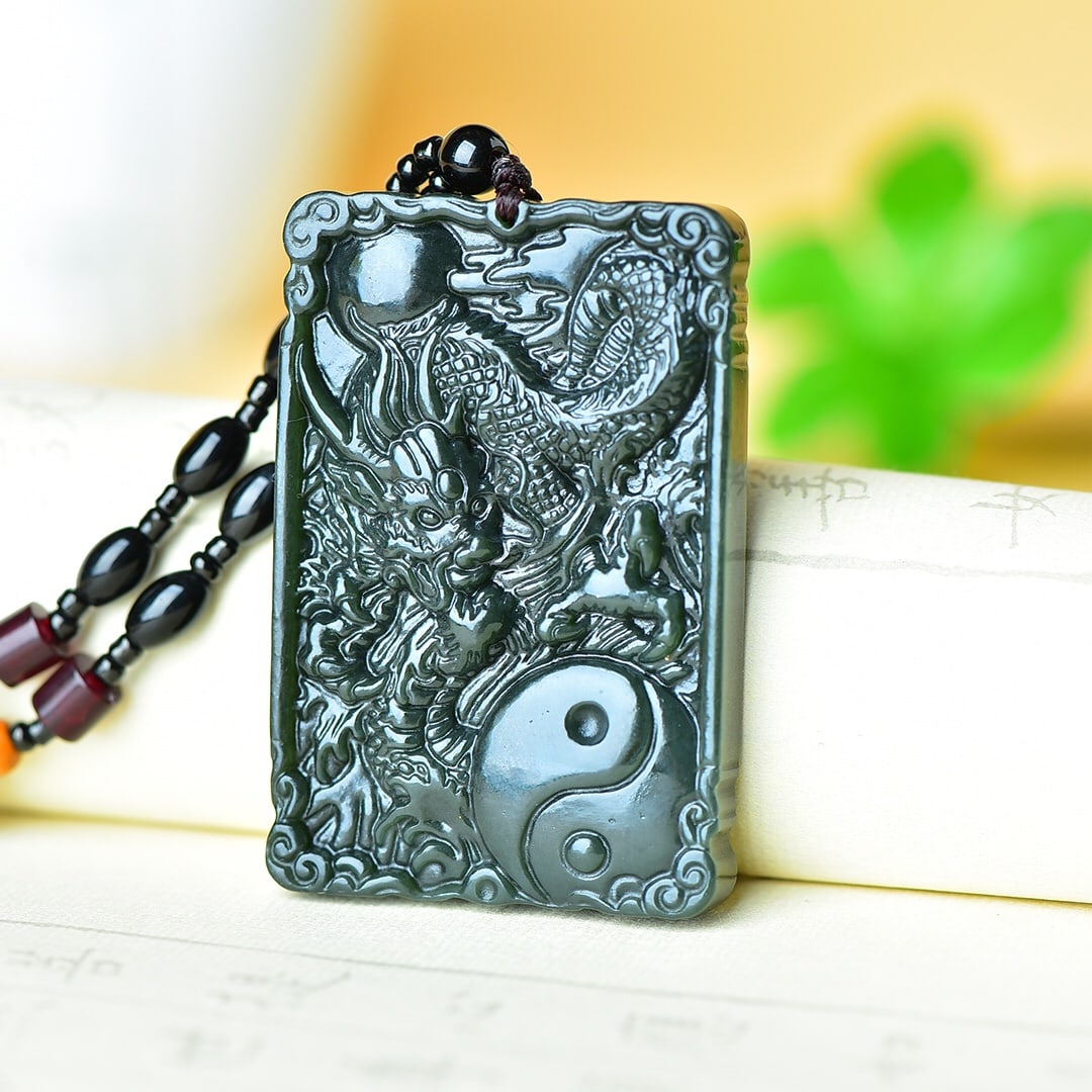 An Exquisite Sapphire Dragon Pattern Pendant - 3