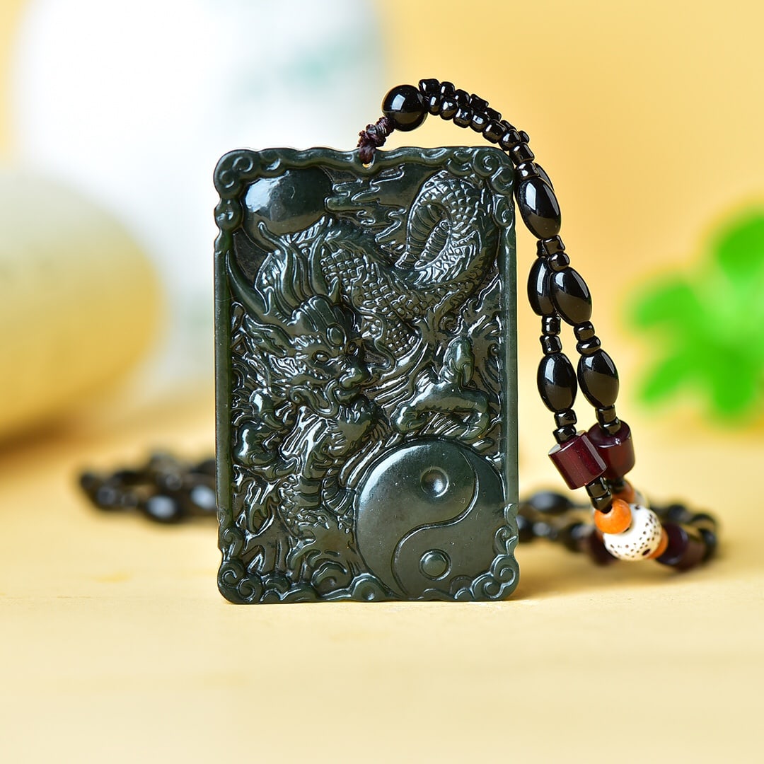 An Exquisite Sapphire Dragon Pattern Pendant - 4
