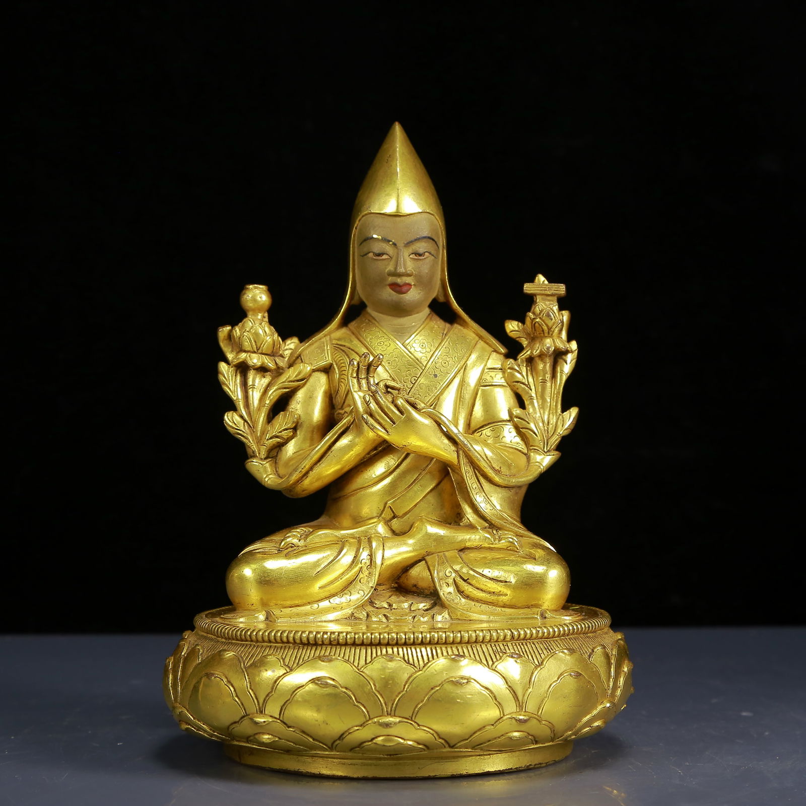 A Solemn Gilt Bronze Statue of Tsongkhapa (1 of 9)