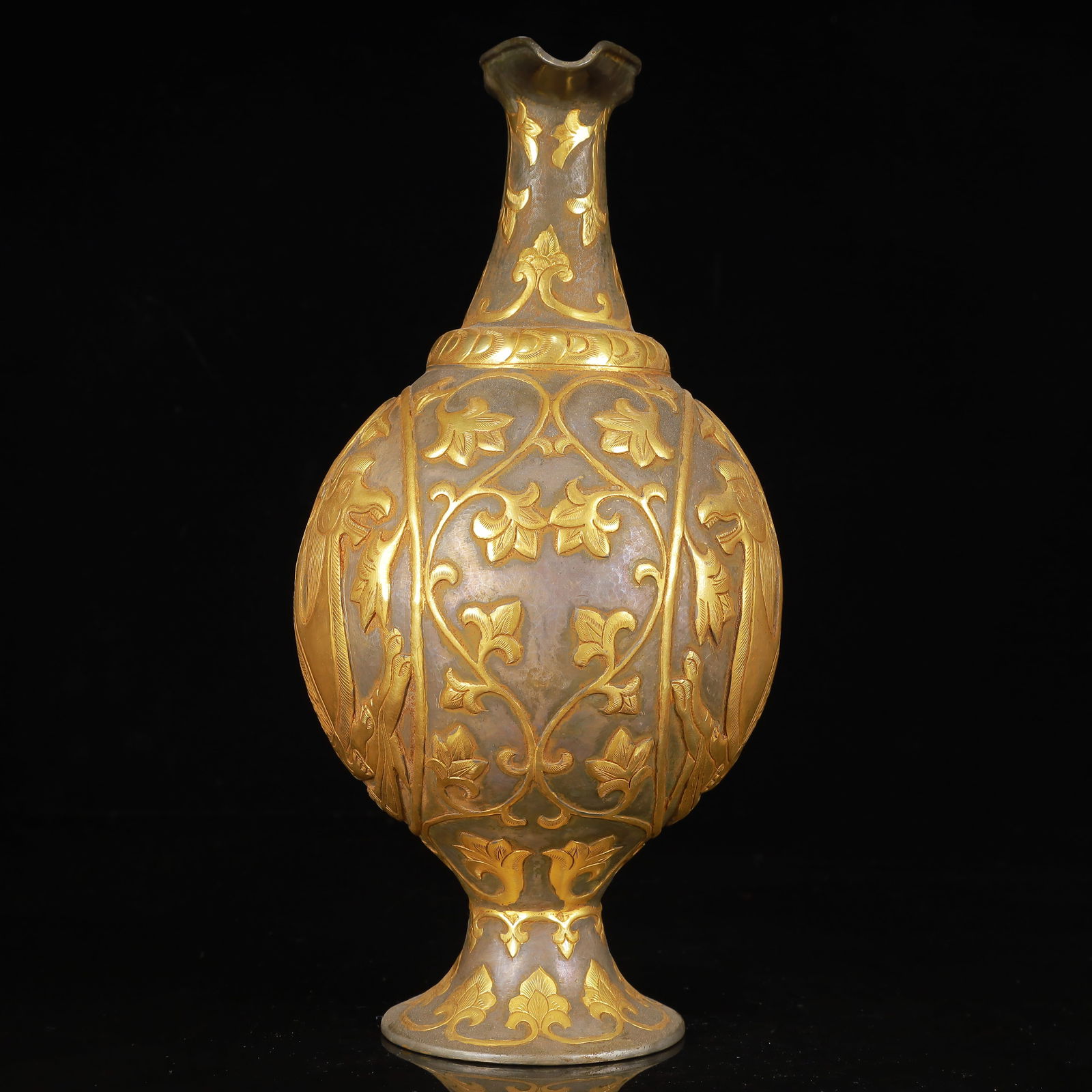 An Exquisite Gilt Silver Phoenix Pattern Ewer - 10