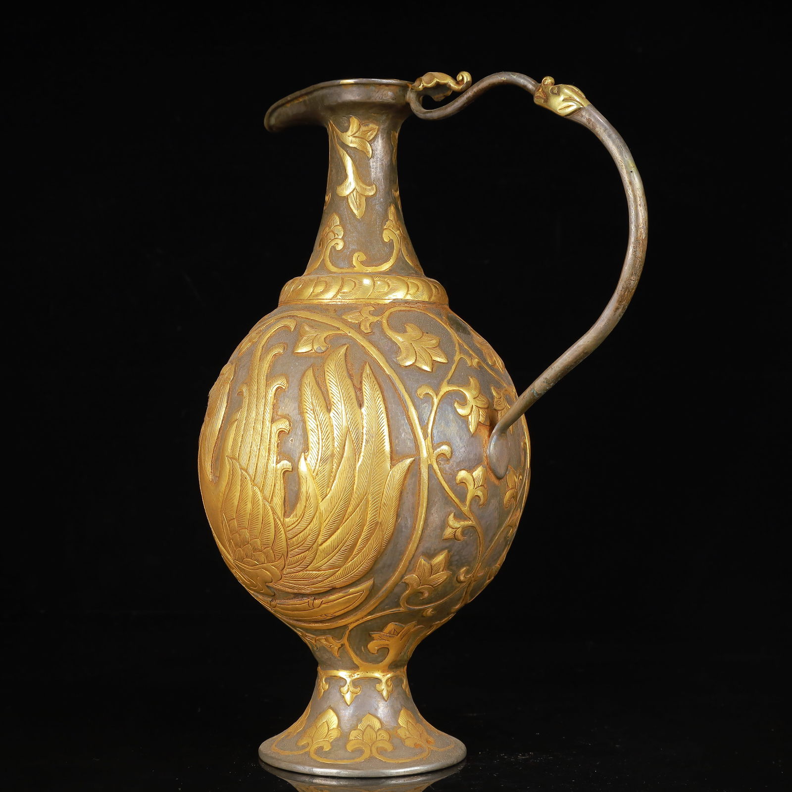 An Exquisite Gilt Silver Phoenix Pattern Ewer - 4