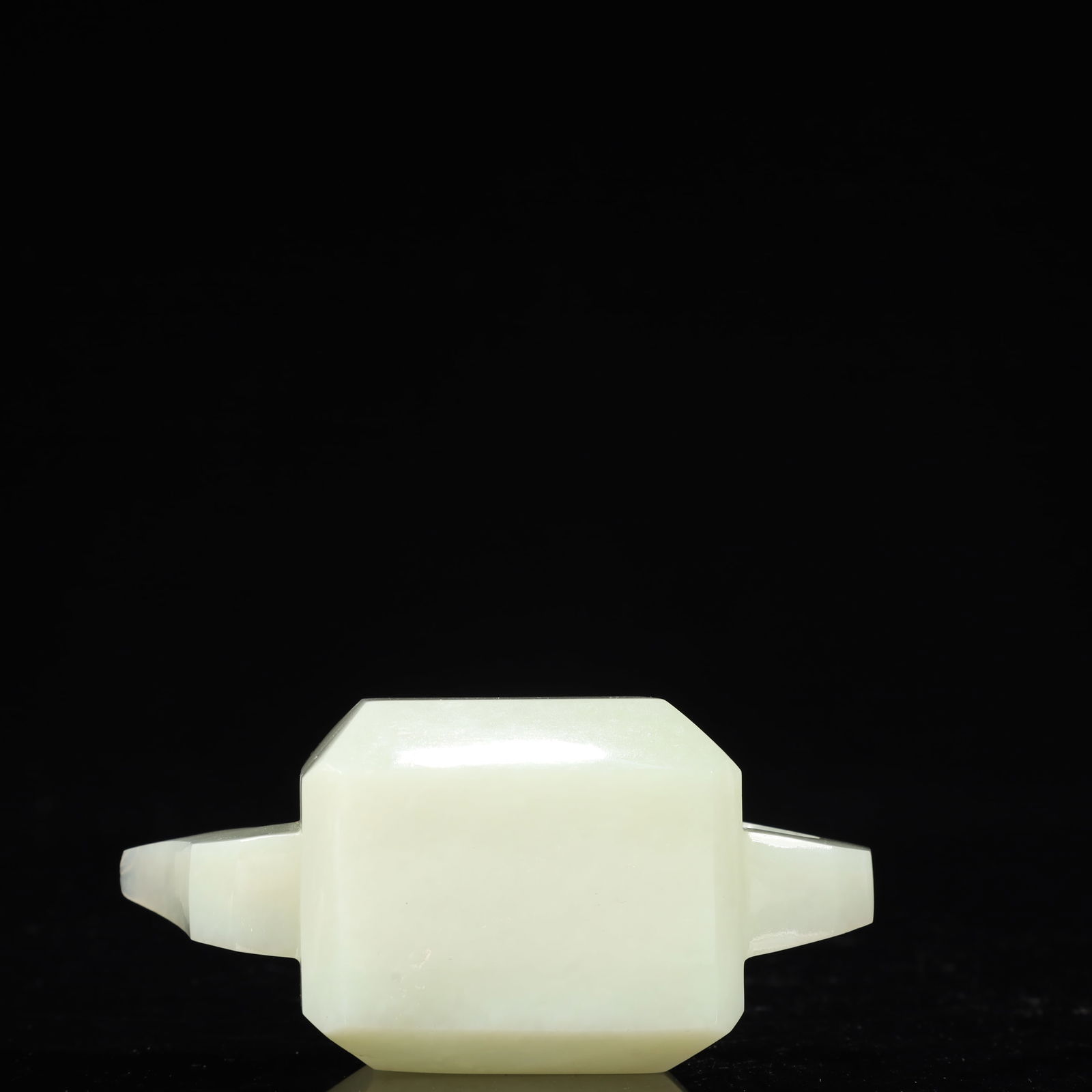 An Exquisite White Jade Teapot - 10