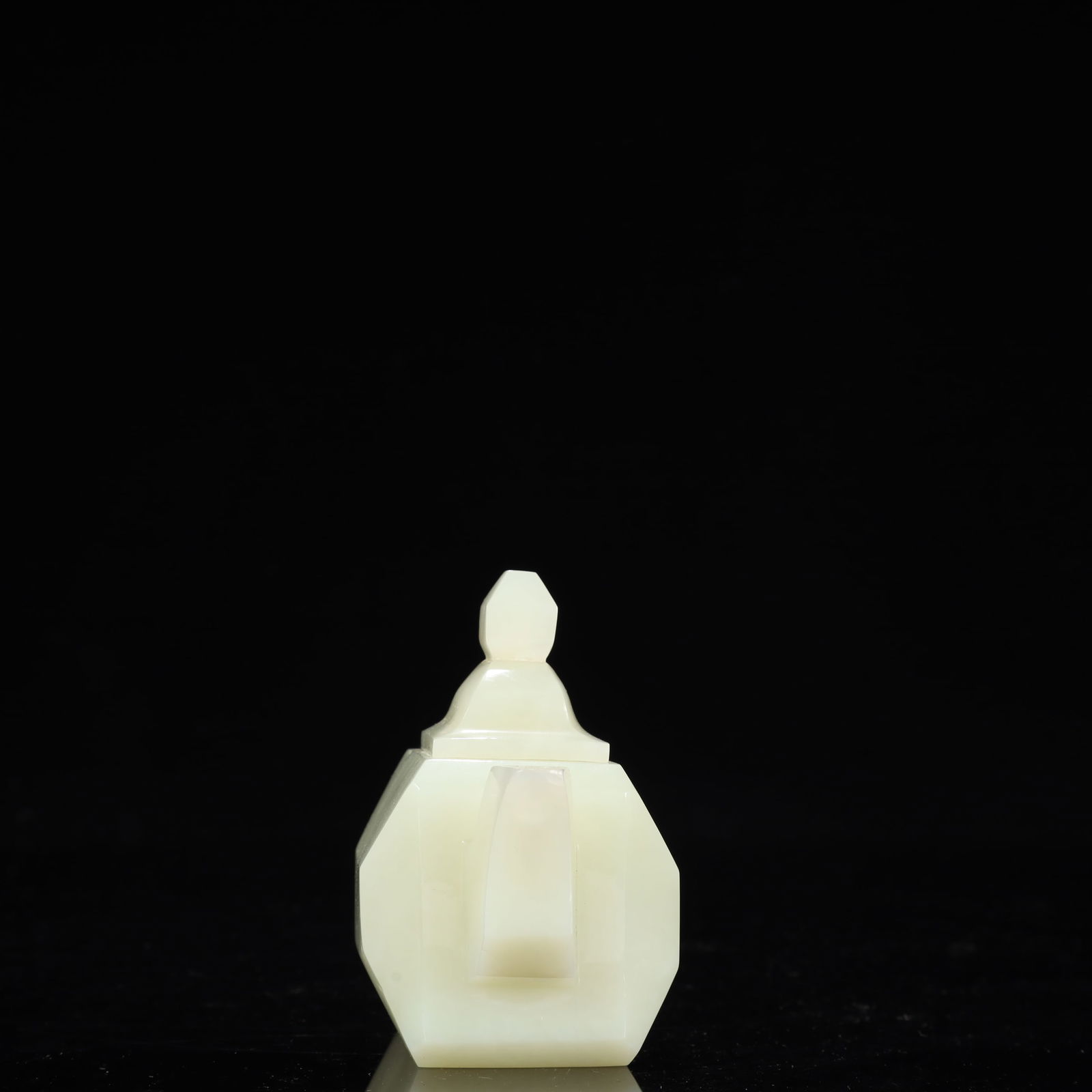 An Exquisite White Jade Teapot - 3