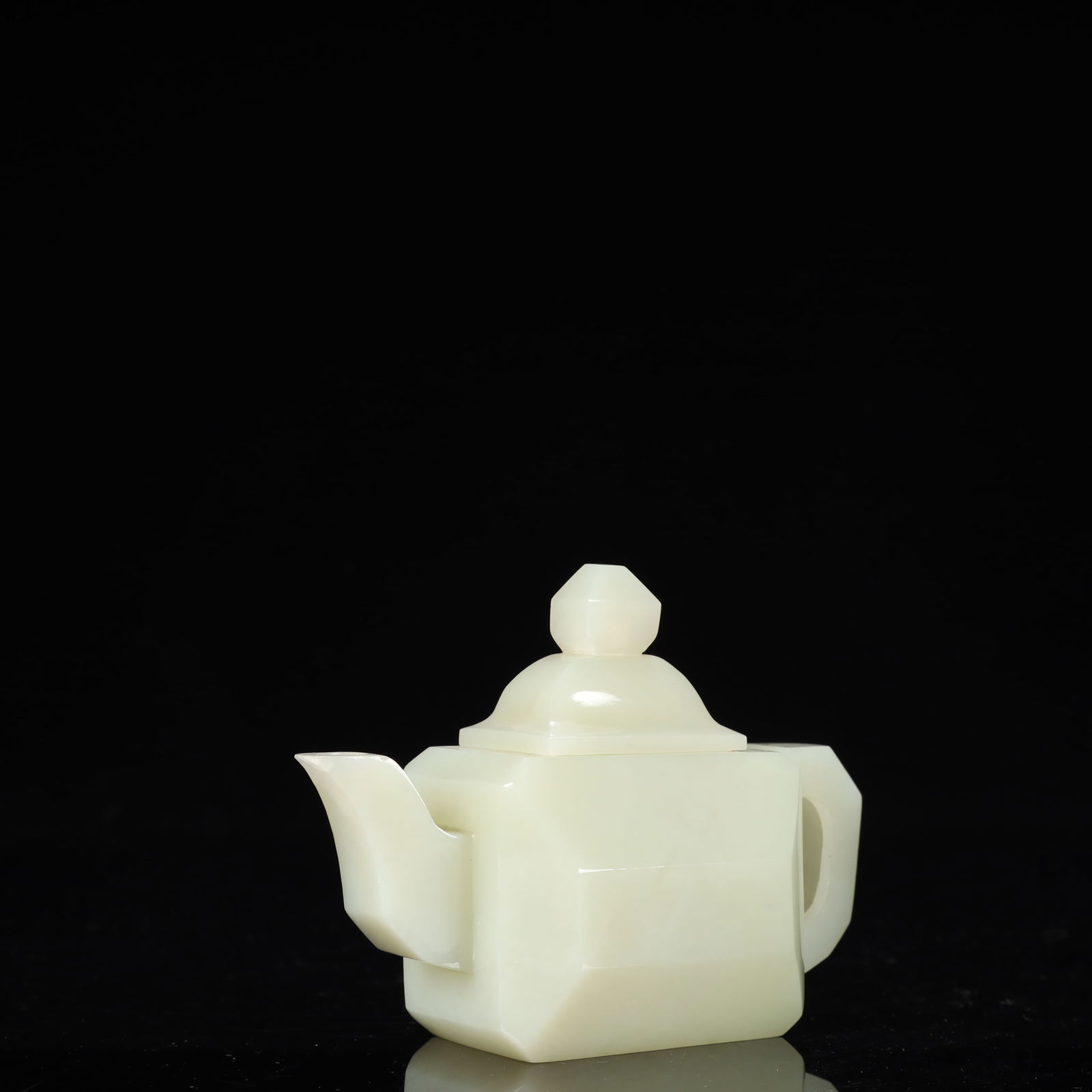 An Exquisite White Jade Teapot - 4
