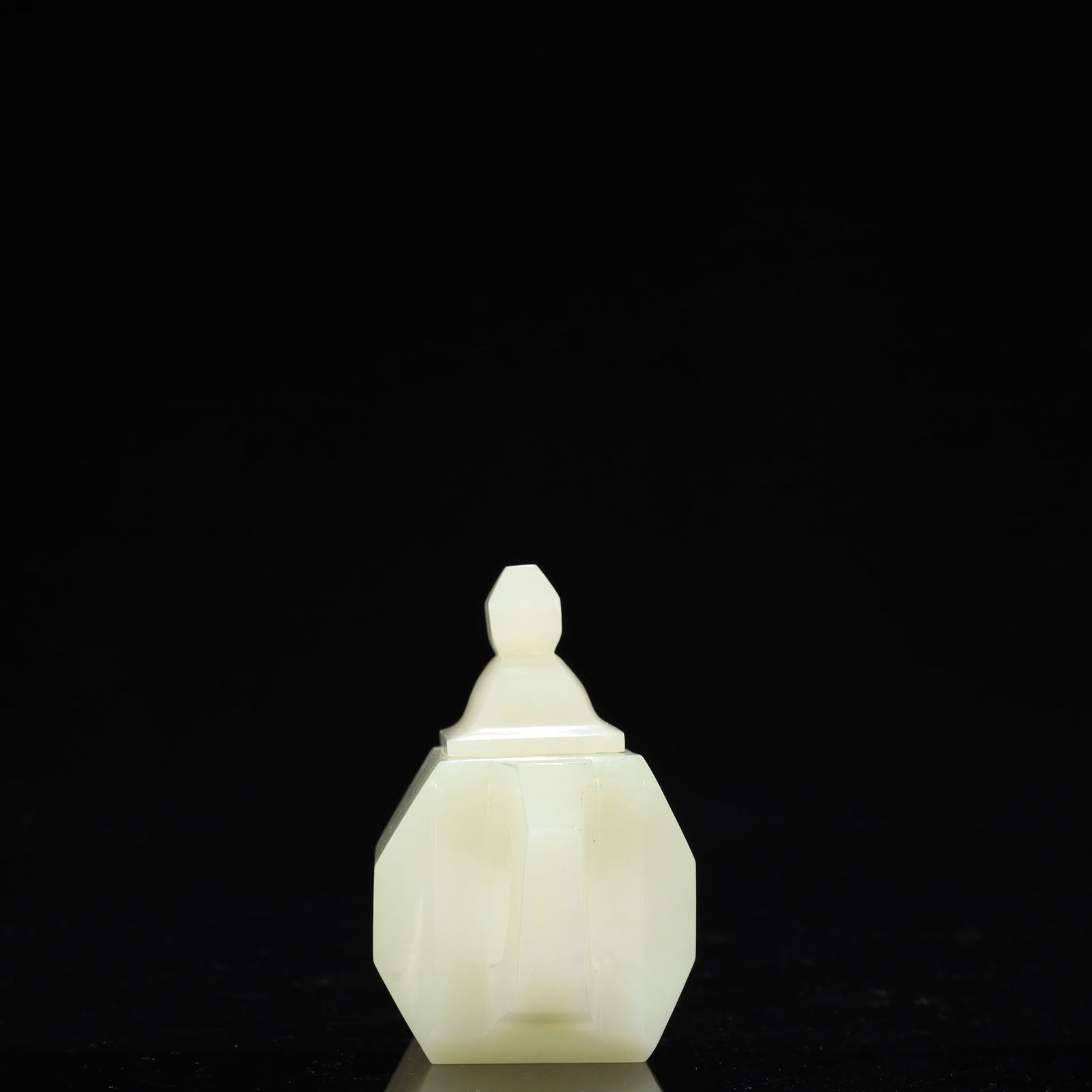 An Exquisite White Jade Teapot - 7