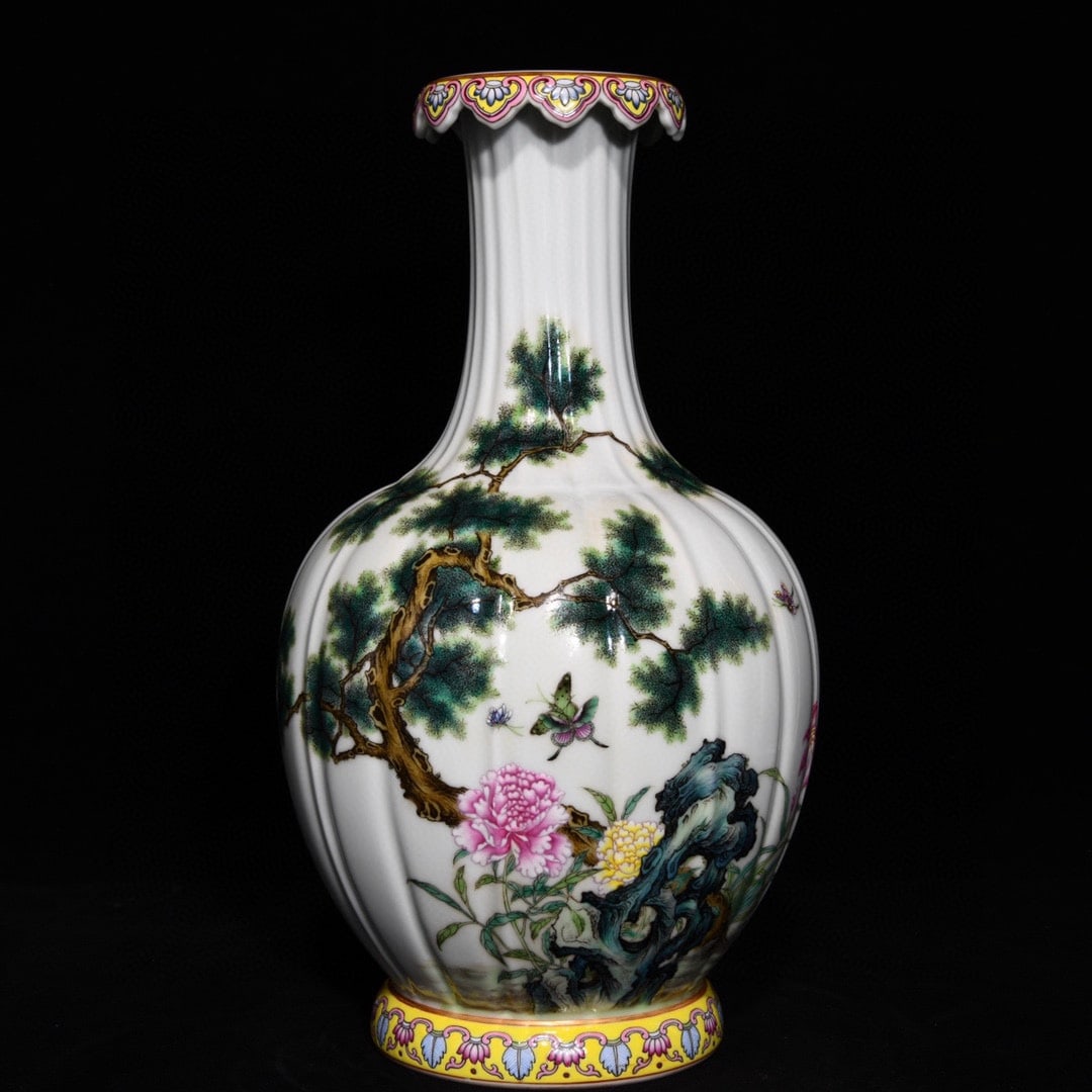 A Rare Famille-Rose Painted Gold Flower and Butterfly Pattern Vase,With Poem (1 of 9)