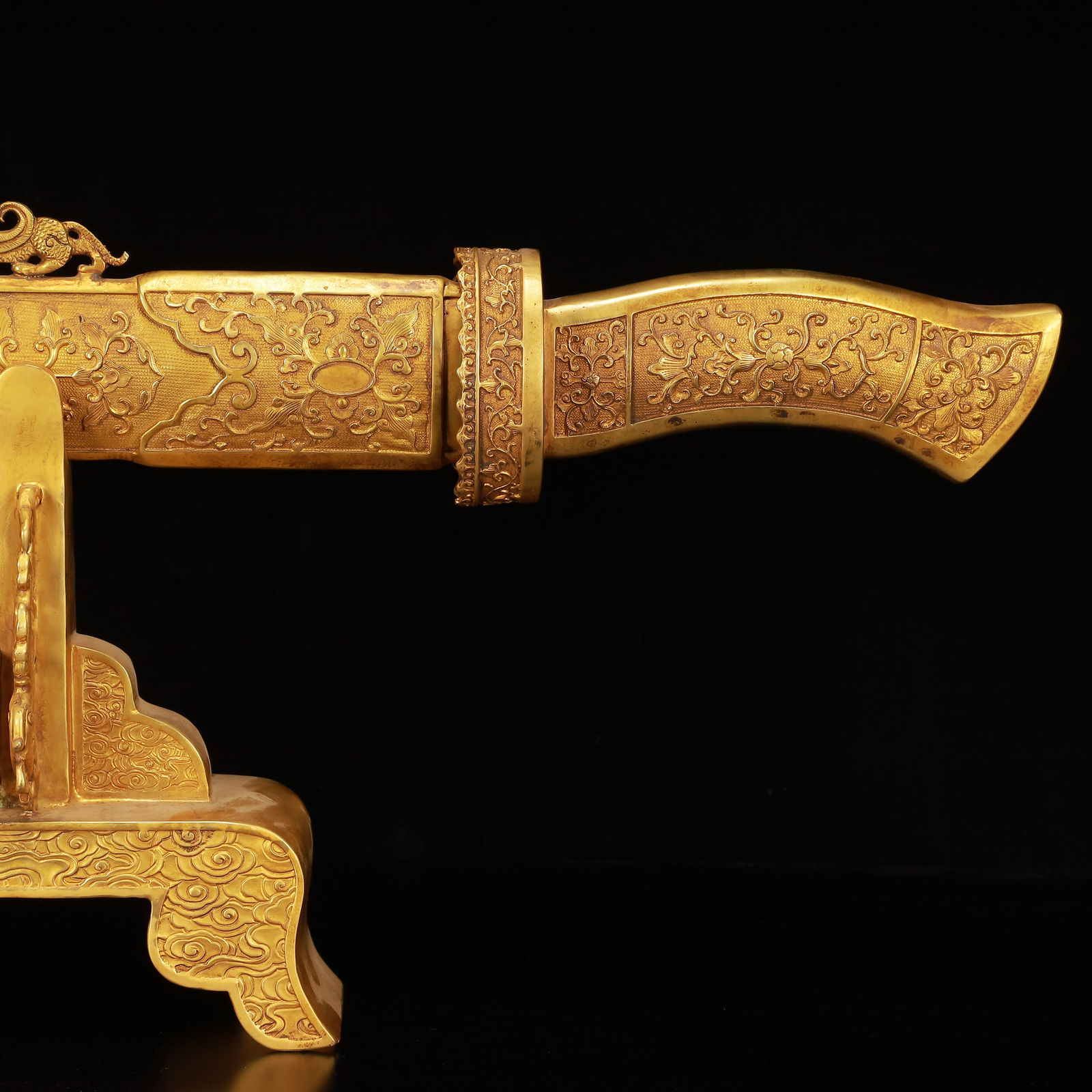 A Huge Gilt Bronze Dragon Pattern Sword - 4