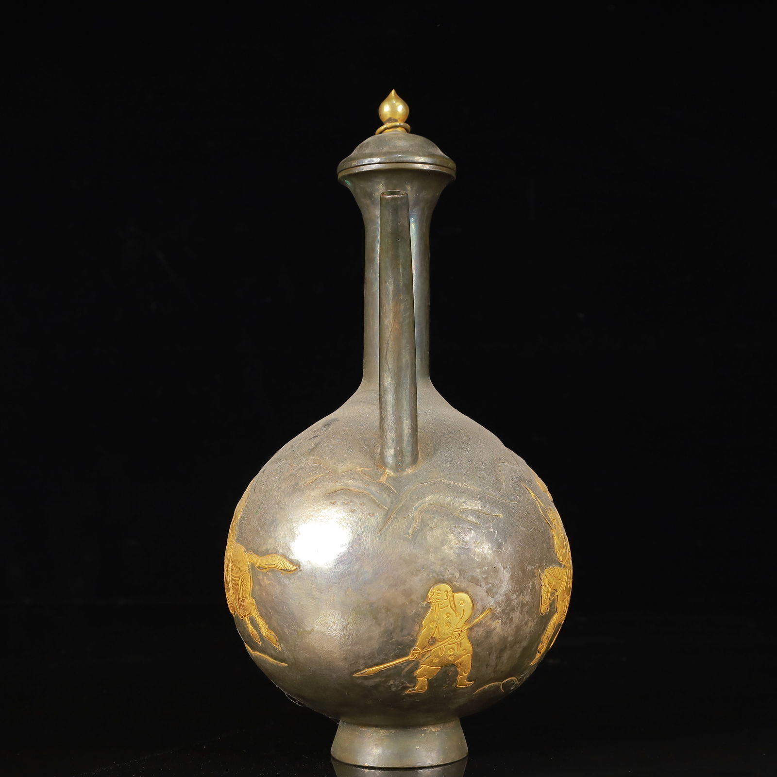 An Exquisite Gilt Silver Figure Pattern Ewer - 7