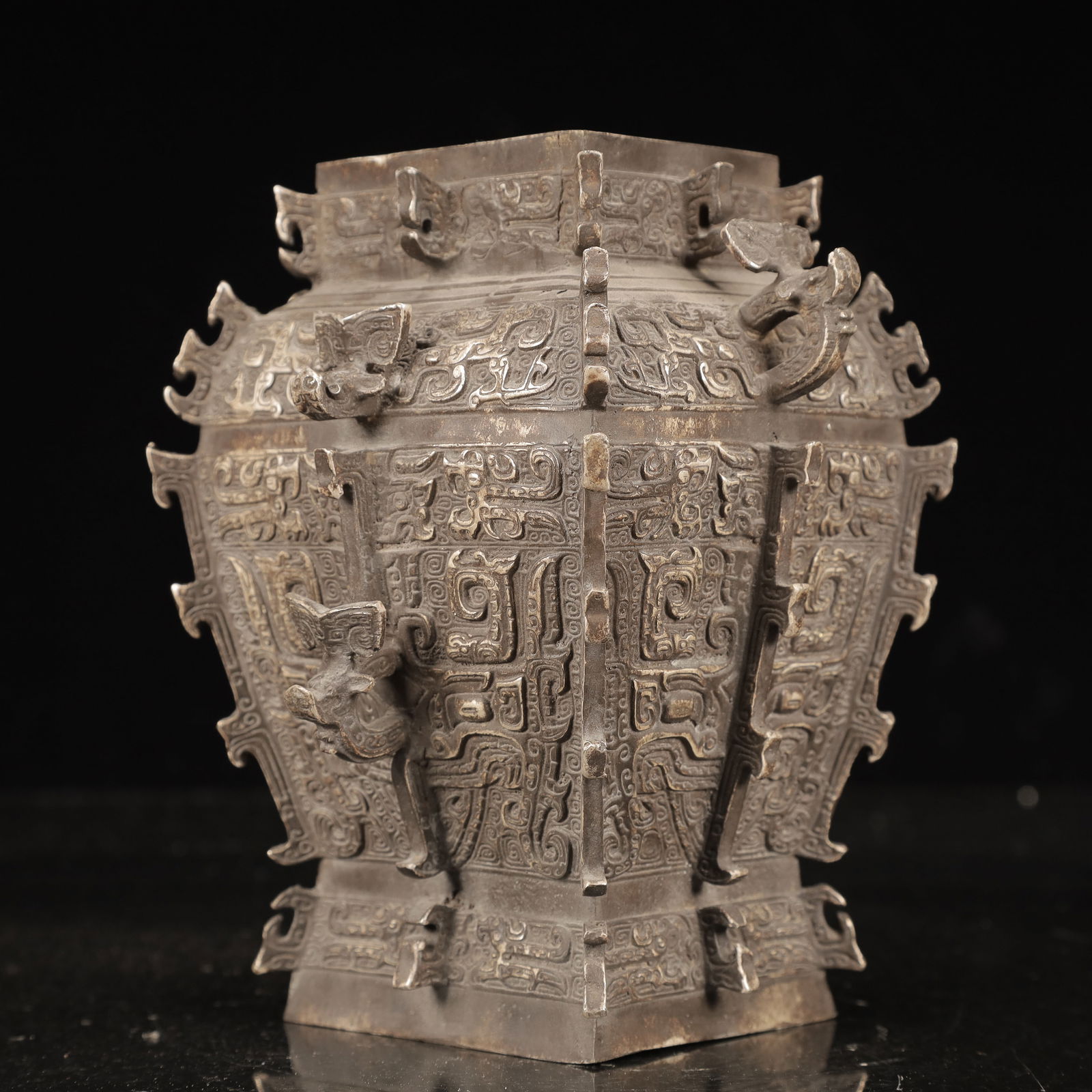 An Exquisite Silver Beast-Face Pattern Vase - 2