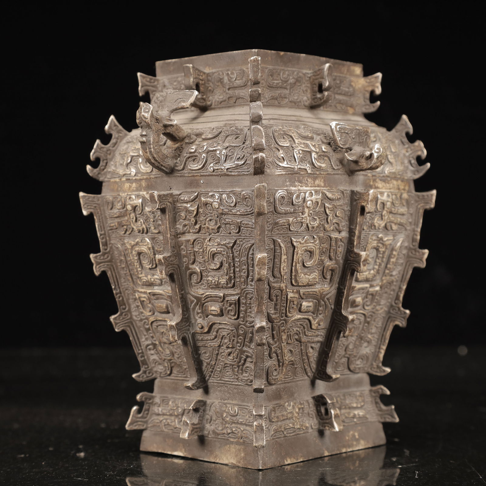 An Exquisite Silver Beast-Face Pattern Vase - 4