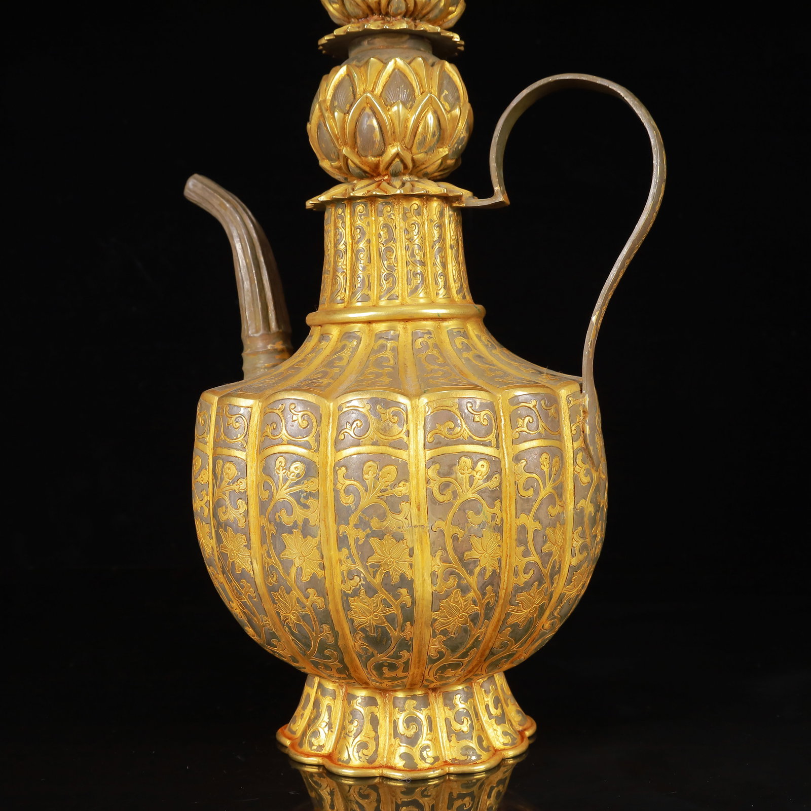 An Exquisite Gilt Silver Lotus Pattern Ewer - 17