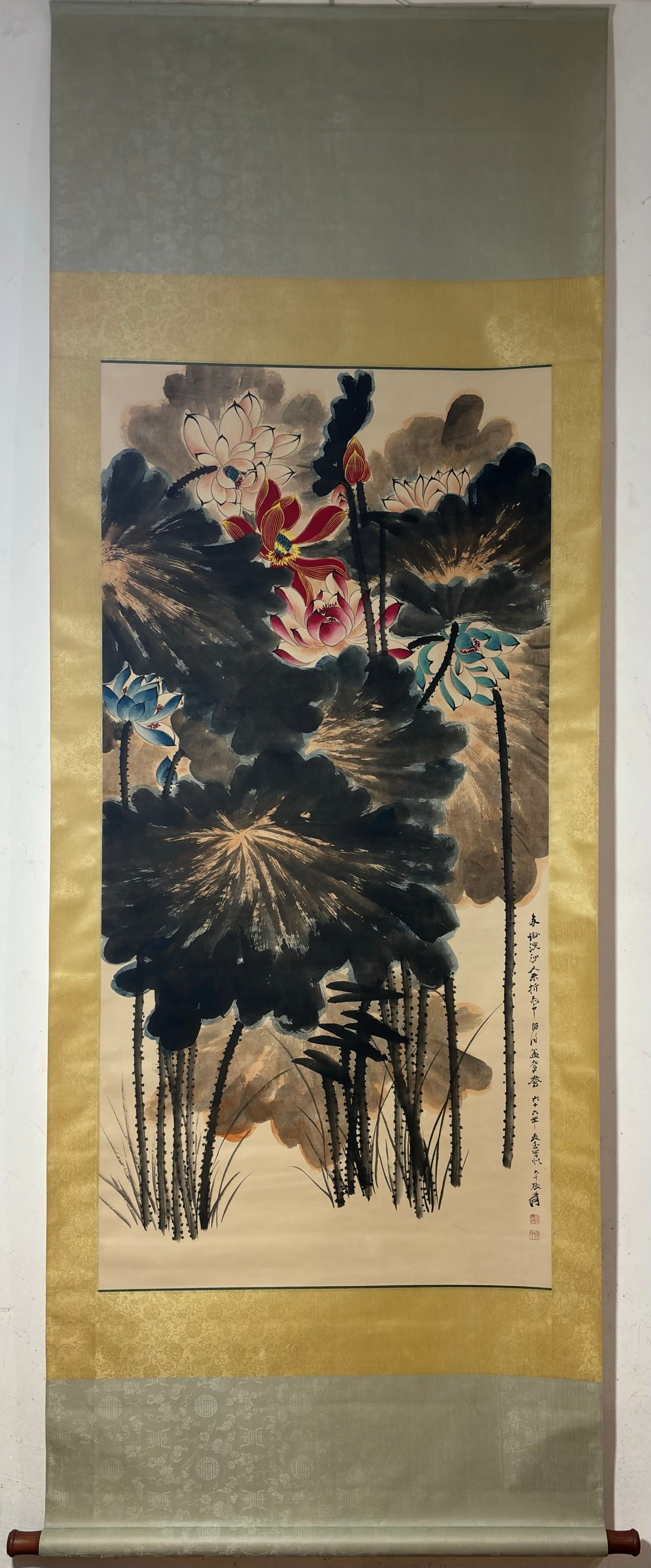 A Chinese Vertical Scroll Ink Painting of Lotus on Paper,Zhang Daqian (1 of 9)