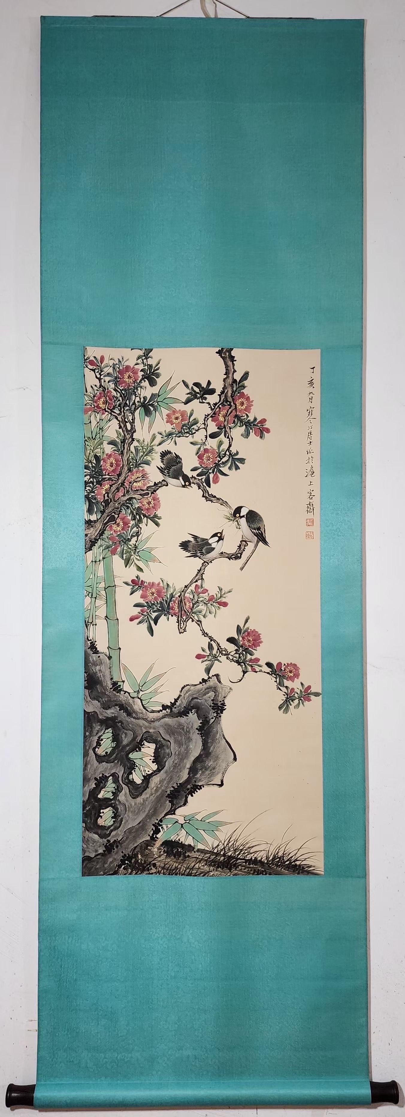 A Chinese Vertical Scroll Ink Painting of Flower and Bird on Paper,Jiang Hanting: A Chinese Vertical Scroll Ink Painting of Flower and Bird on Paper,Jiang Hanting,Size:(Without frame)37.6inx17.1in 一幅中国水墨花鸟画立ů