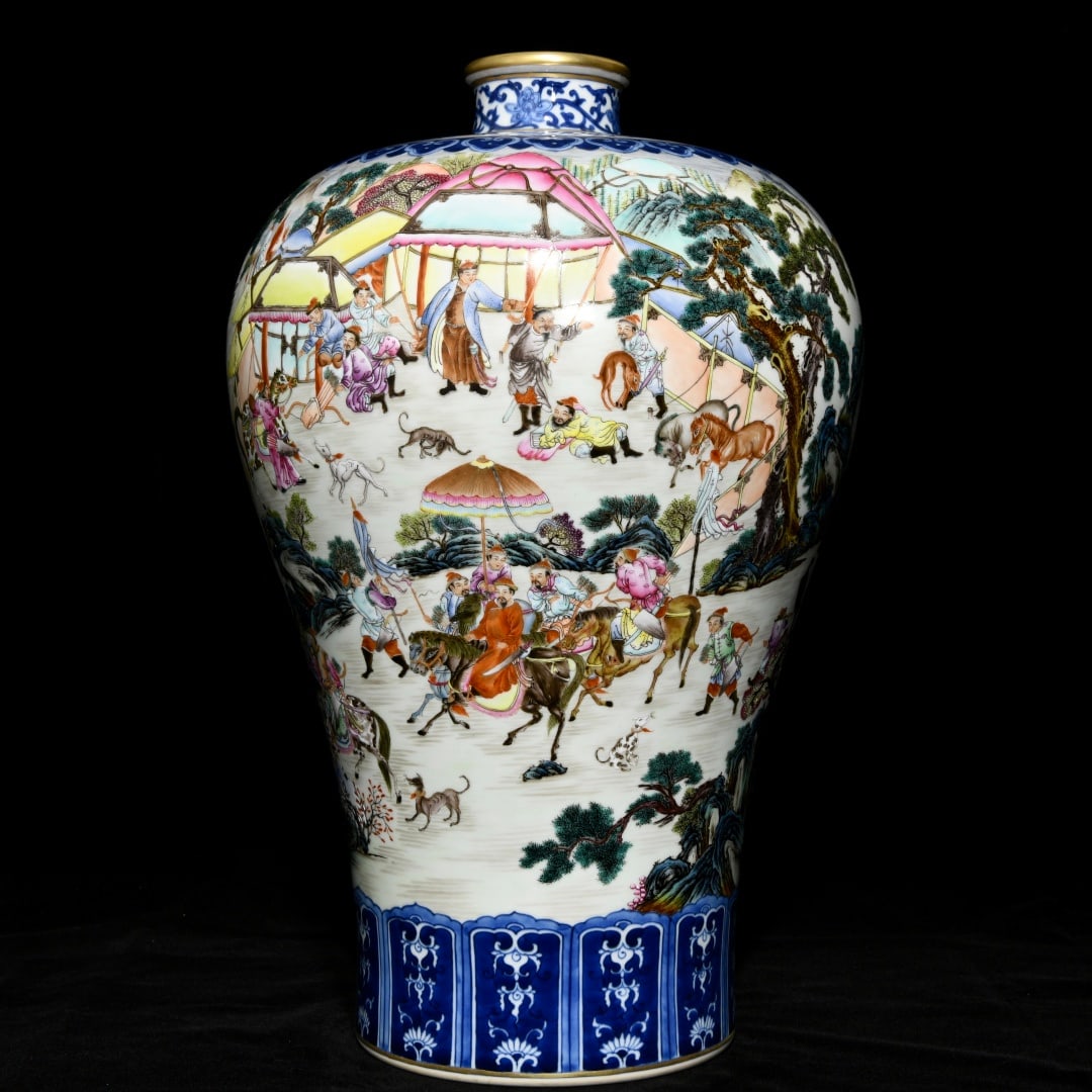 A Huge Blue and White Famille-Rose Painted Gold Hunting,Auspicious Cloud and Dragon Pattern Vase: A Huge Blue and White Famille-Rose Painted Gold Hunting,Auspicious Cloud and Dragon Pattern Vase,Qing Dynasty, China,Qianlong Six-character Mark,Size:17.5inx12.2in 