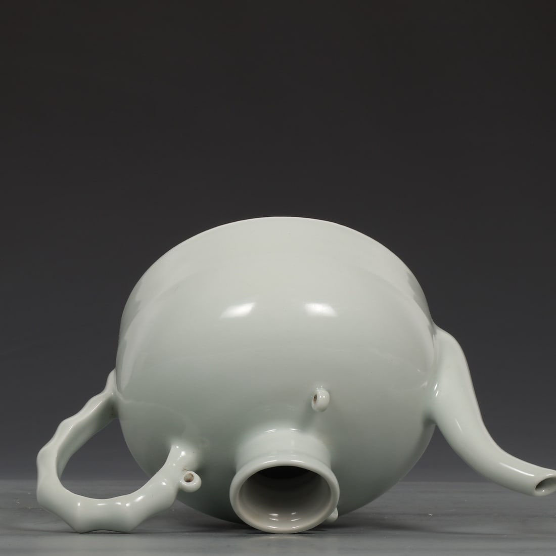 An Exquisite White Glazed Ewer - 8