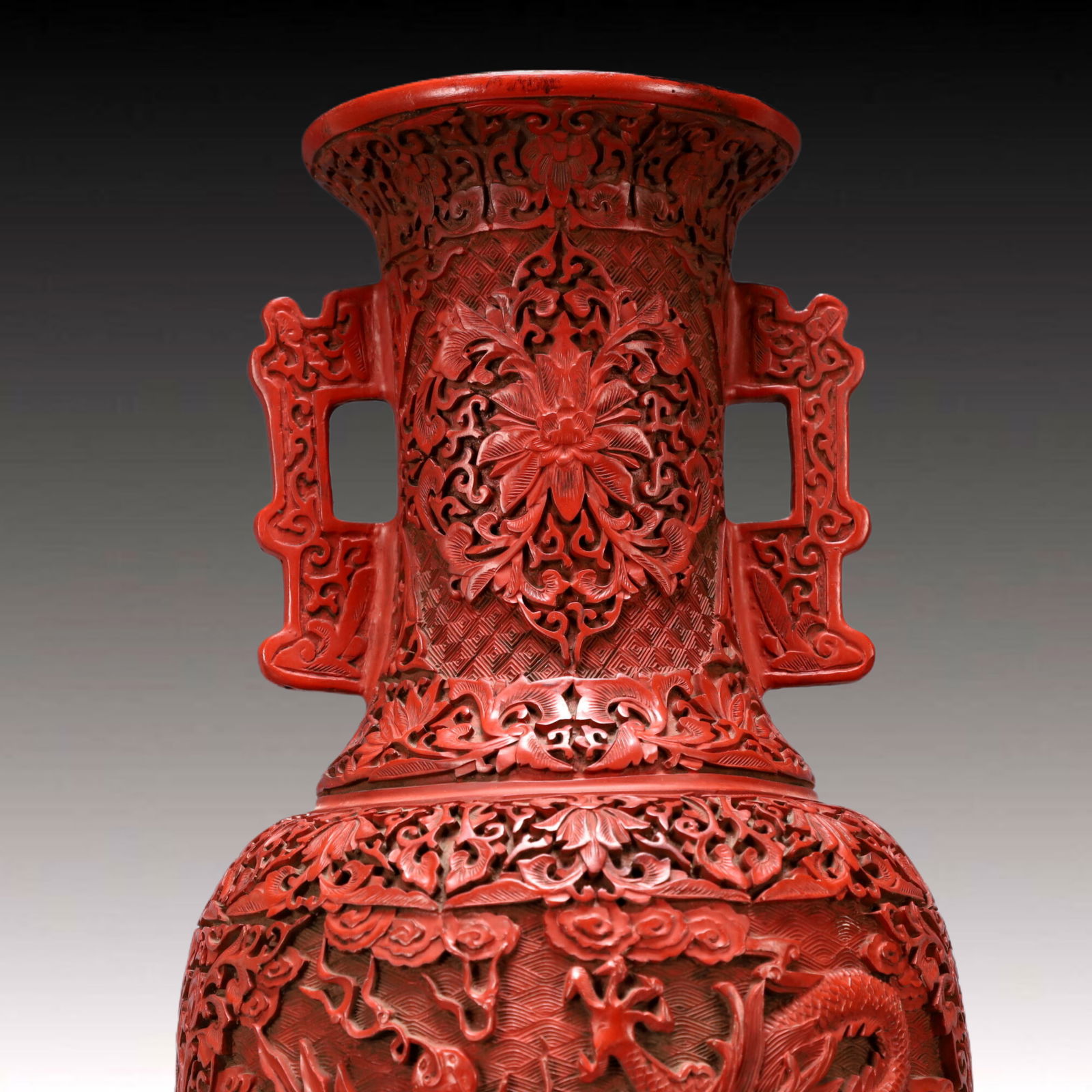 A Exquisite Carved Red Lacquer Lotus Pattern Dragon Pattern Double-Ears Vase - 11