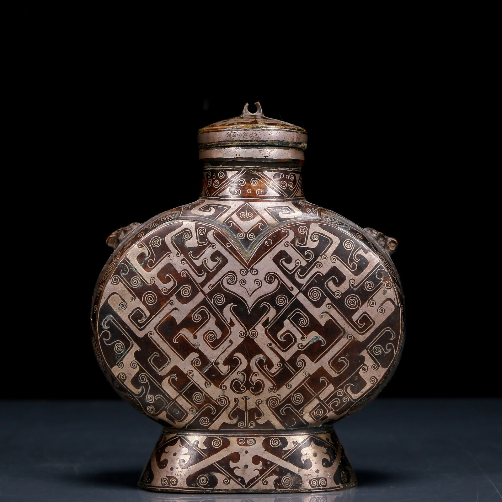 A Rare Bronze Inlaid Gold and Silver Beast Pattern Pot: A Rare Bronze Inlaid Gold and Silver Beast Pattern Pot,Ancient Time, China,Size:4.7inx2.4inx5.5in,Weight:665g 