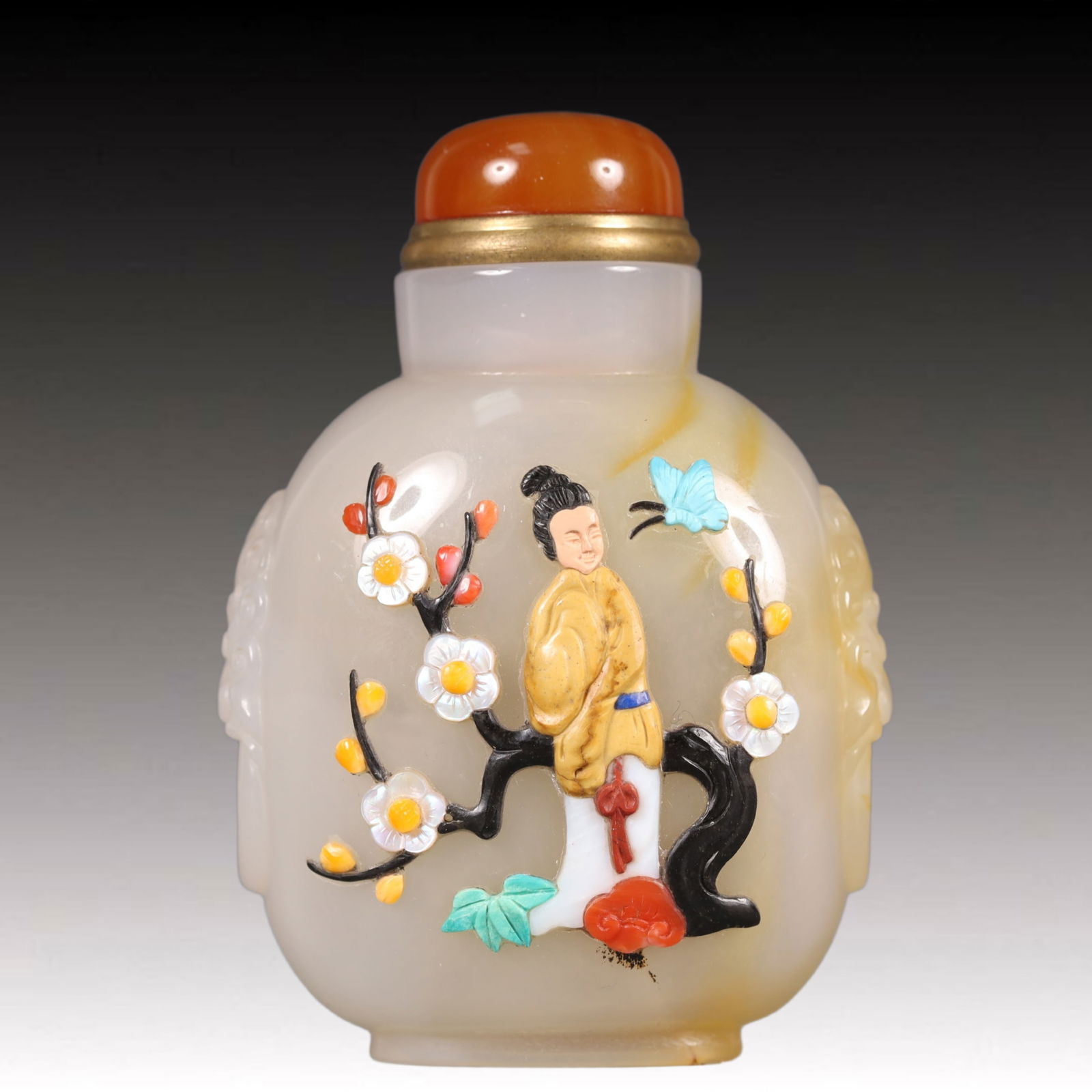 A Precious Agate Flower and Figure Pattern Snuff Bottle: A Precious Agate Flower and Figure Pattern Snuff Bottle,Qing Dynasty, China,Size:2.2inx1.2inx3.1in Weight:100.3g 