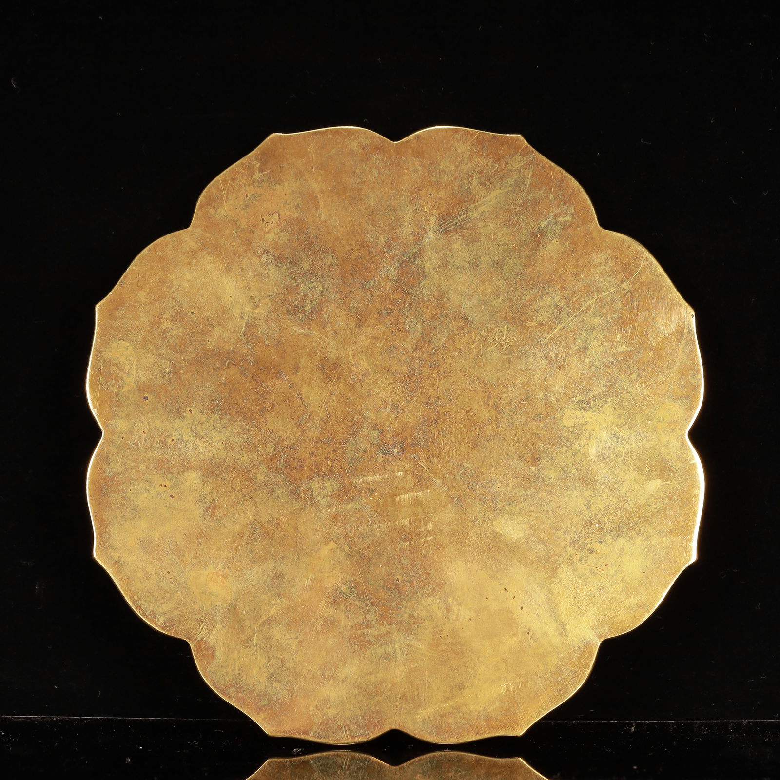 An Exquisite Gilt Bronze Auspicious Beast Pattern Mirror - 2