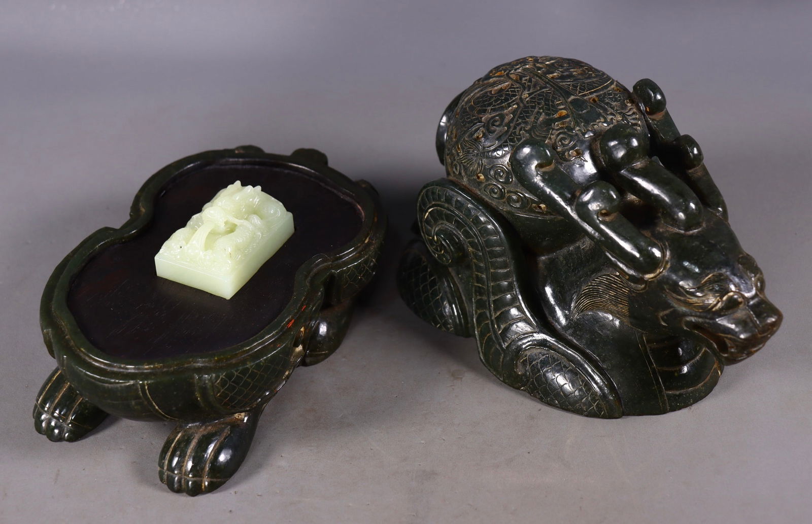 An Exquisite White Jade Dragon Pattern Seal,With Sapphire Auspicious Beast-Shaped Box: An Exquisite White Jade Dragon Pattern Seal,With Sapphire Auspicious Beast-Shaped Box,Qing Dynasty, China,Qianlong Four-character Mark,Size:6.1inx7.1inx3.9in,(Seal）1.2inx2inx1.4in,Total