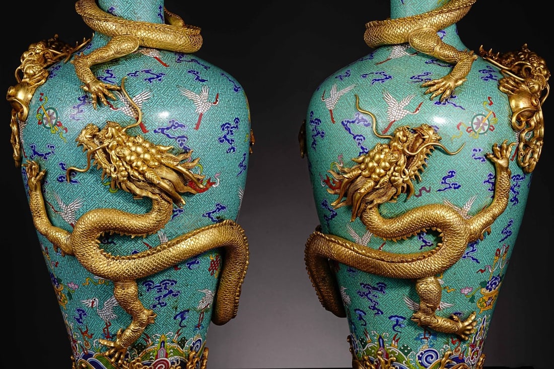 A Pair of Huge Cloisonne Auspicious Cloud and Dragon Pattern Vases - 5
