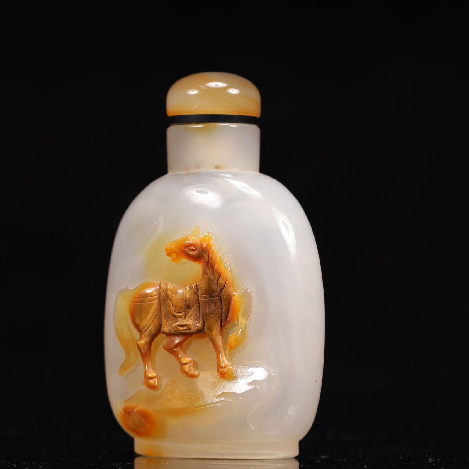 An Exquisite Agate Horse Pattern Snuff Bottle - 2