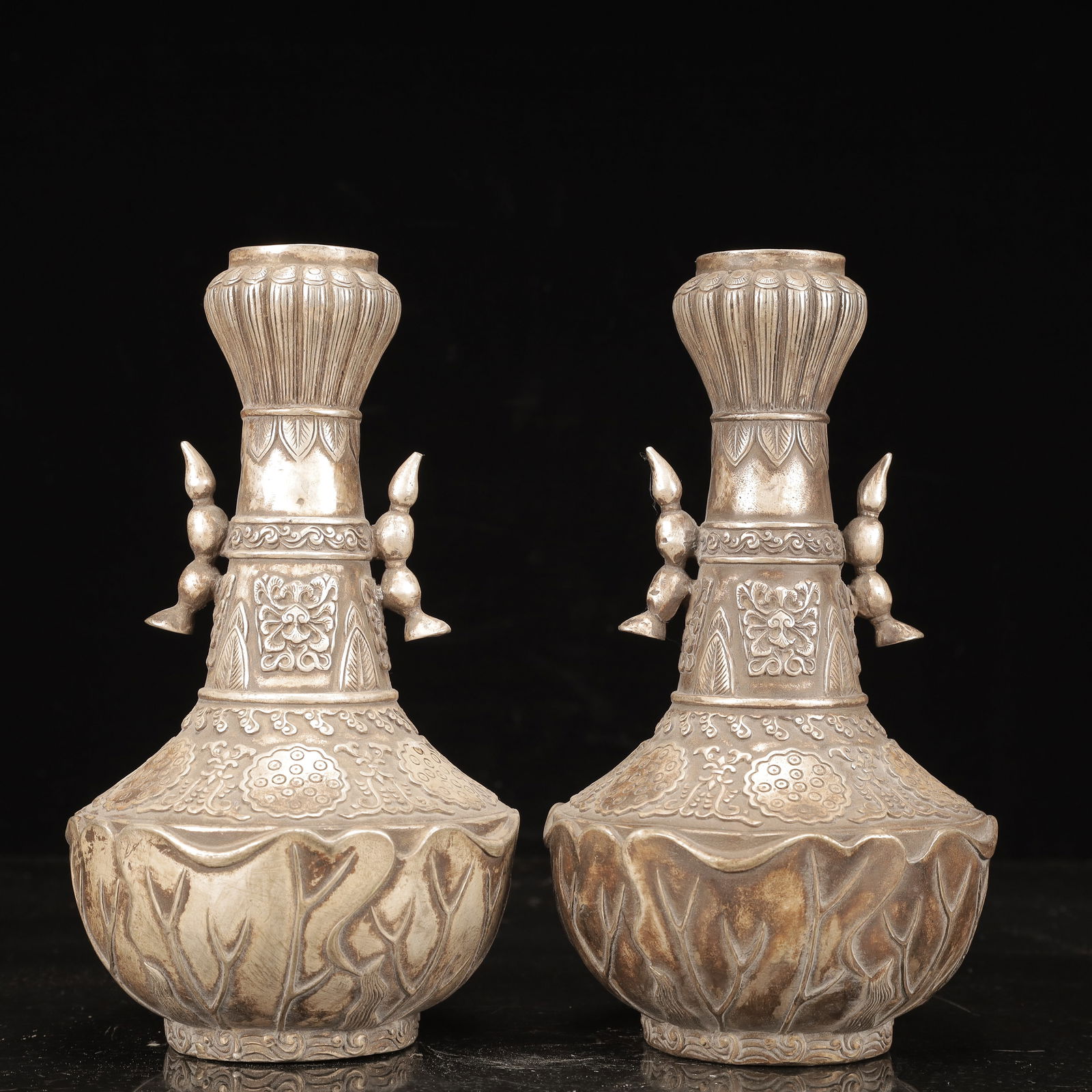 A Pair of Exquisite Silver Lotus Pattern Double-Ears Vase: A Pair of Exquisite Silver Lotus Pattern Double-Ears Vase,Qing Dynasty, China, Qianlong Four-character Mark,Size:5.1inx5.1inx8.7in,Weight:1800g 